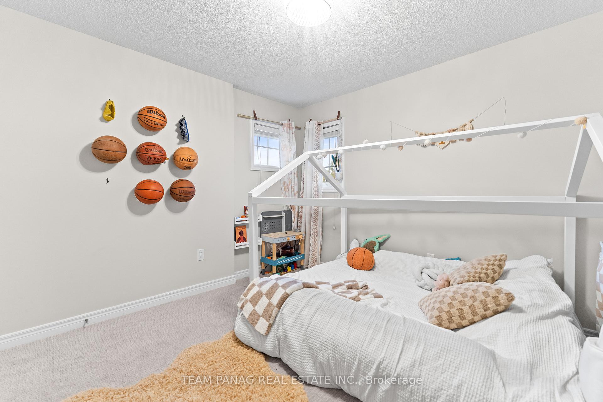 Photo 27 of 23 Sea Lion Road, Brampton, Madoc — HOMEH