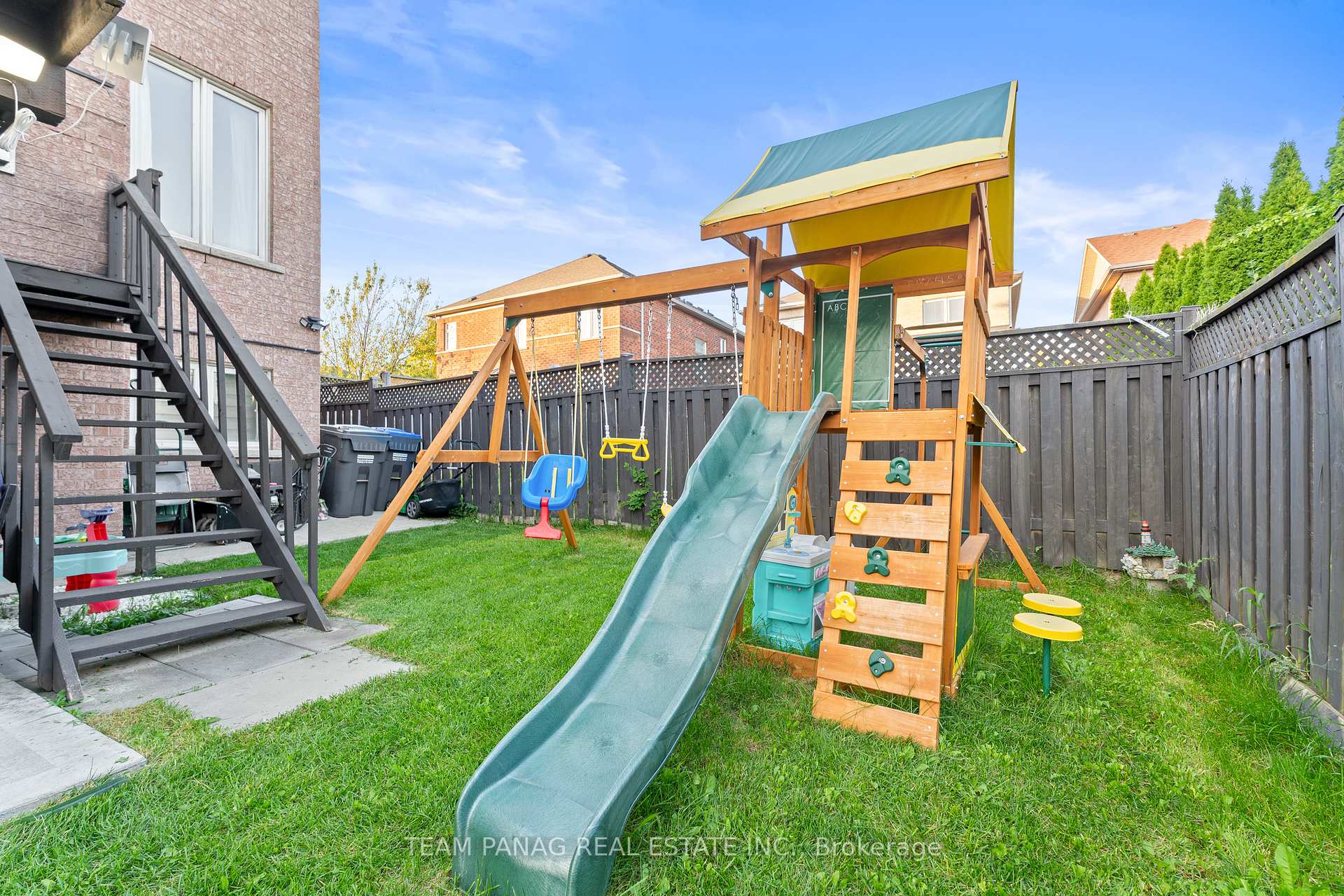 Photo 44 of 23 Sea Lion Road, Brampton, Madoc — HOMEH