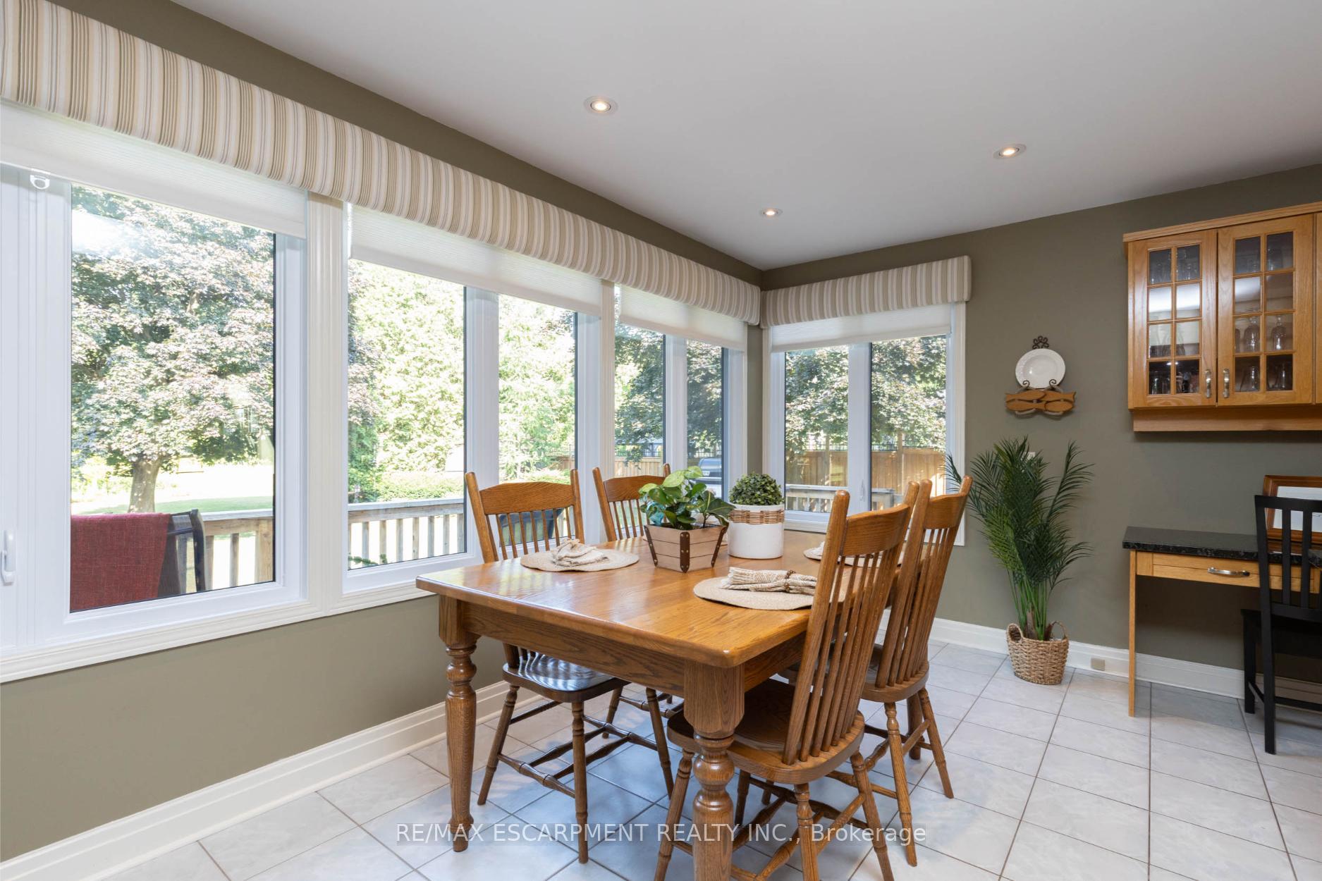 Photo 13 of 1416 Progreston Road, Hamilton, Carlisle — HOMEH