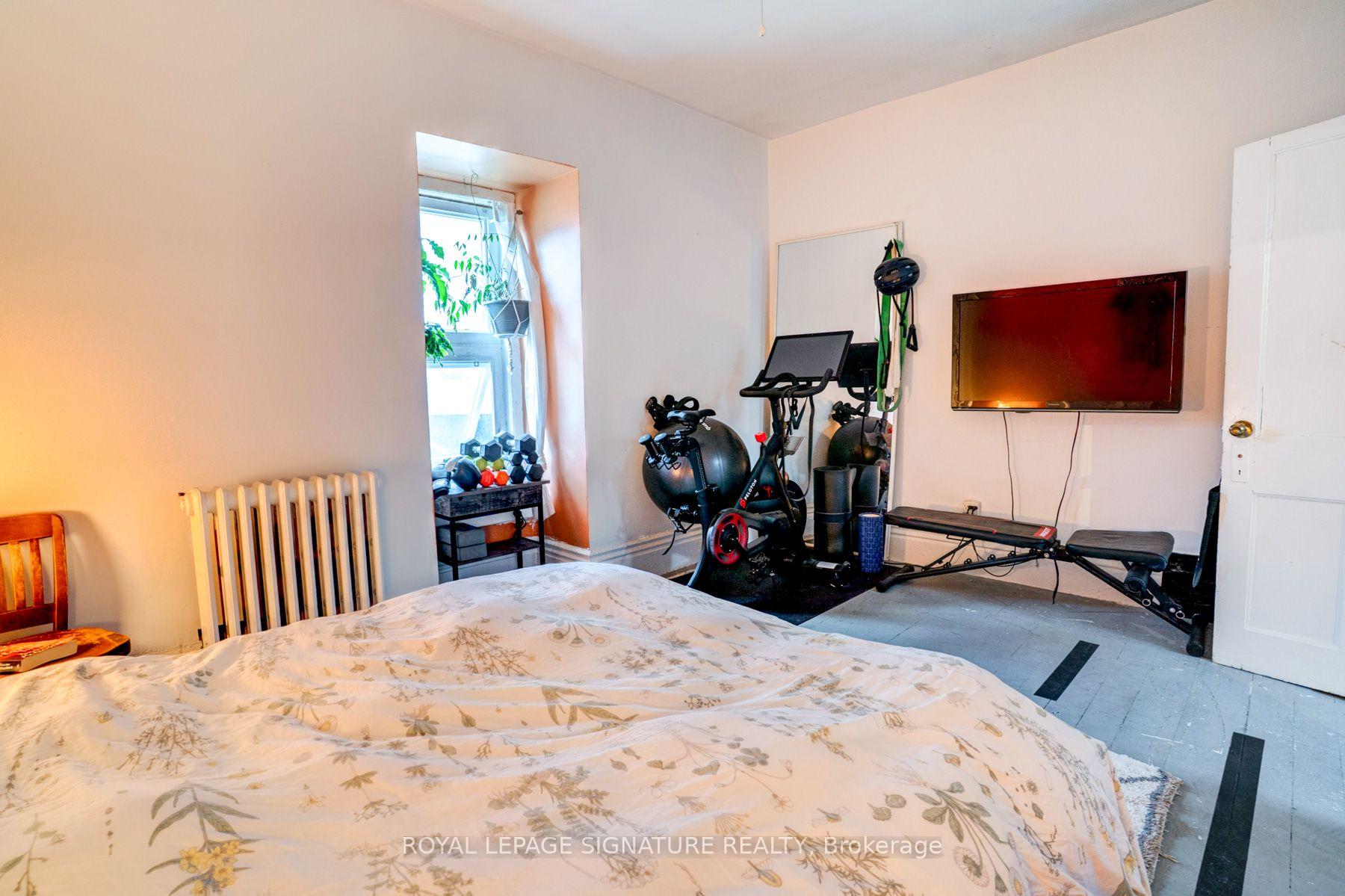 Photo 8 of 930 King Street W, Toronto, Niagara — HOMEH