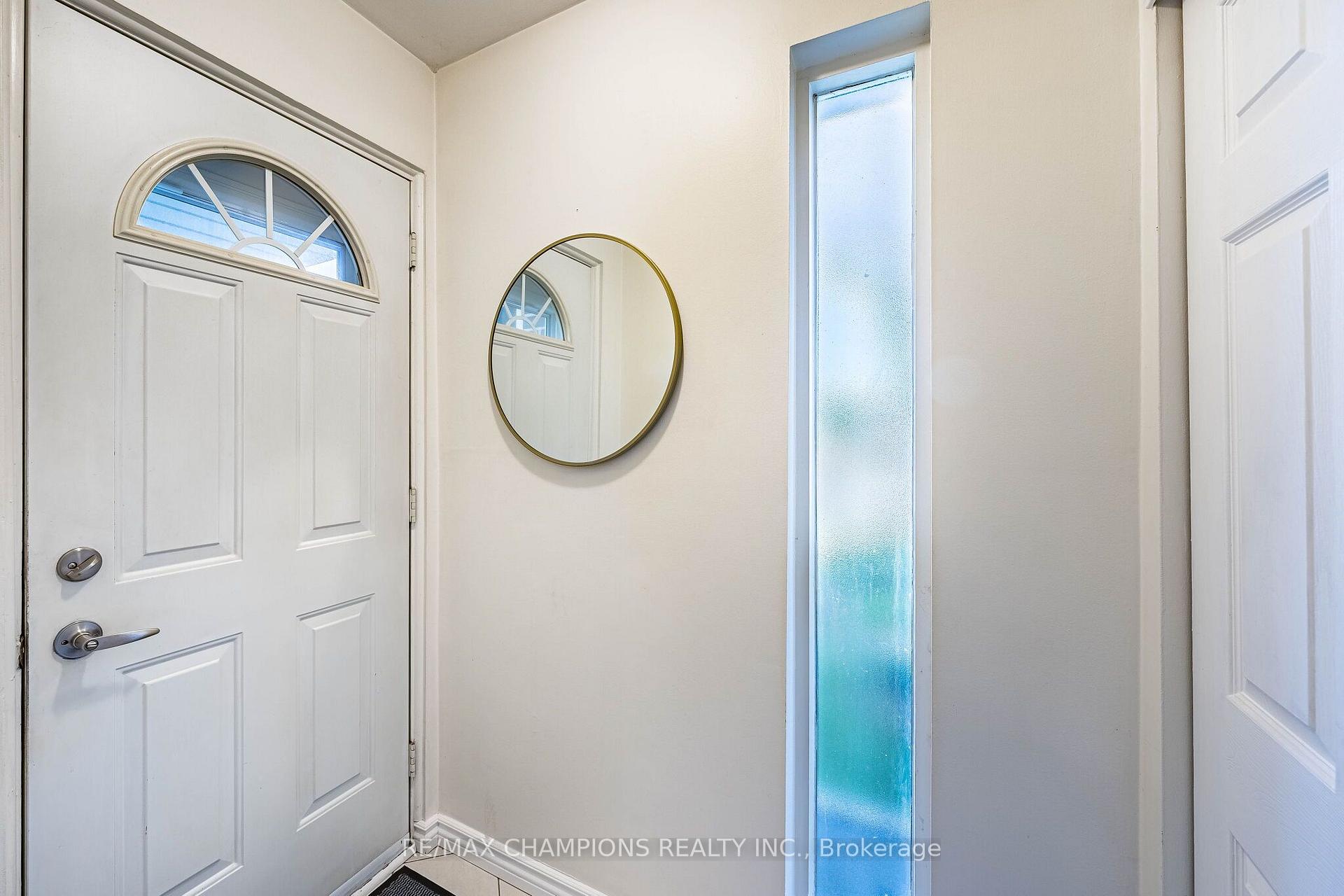 Photo 4 of Unit 17, 925 Bayly Street, Pickering, West Shore — HOMEH