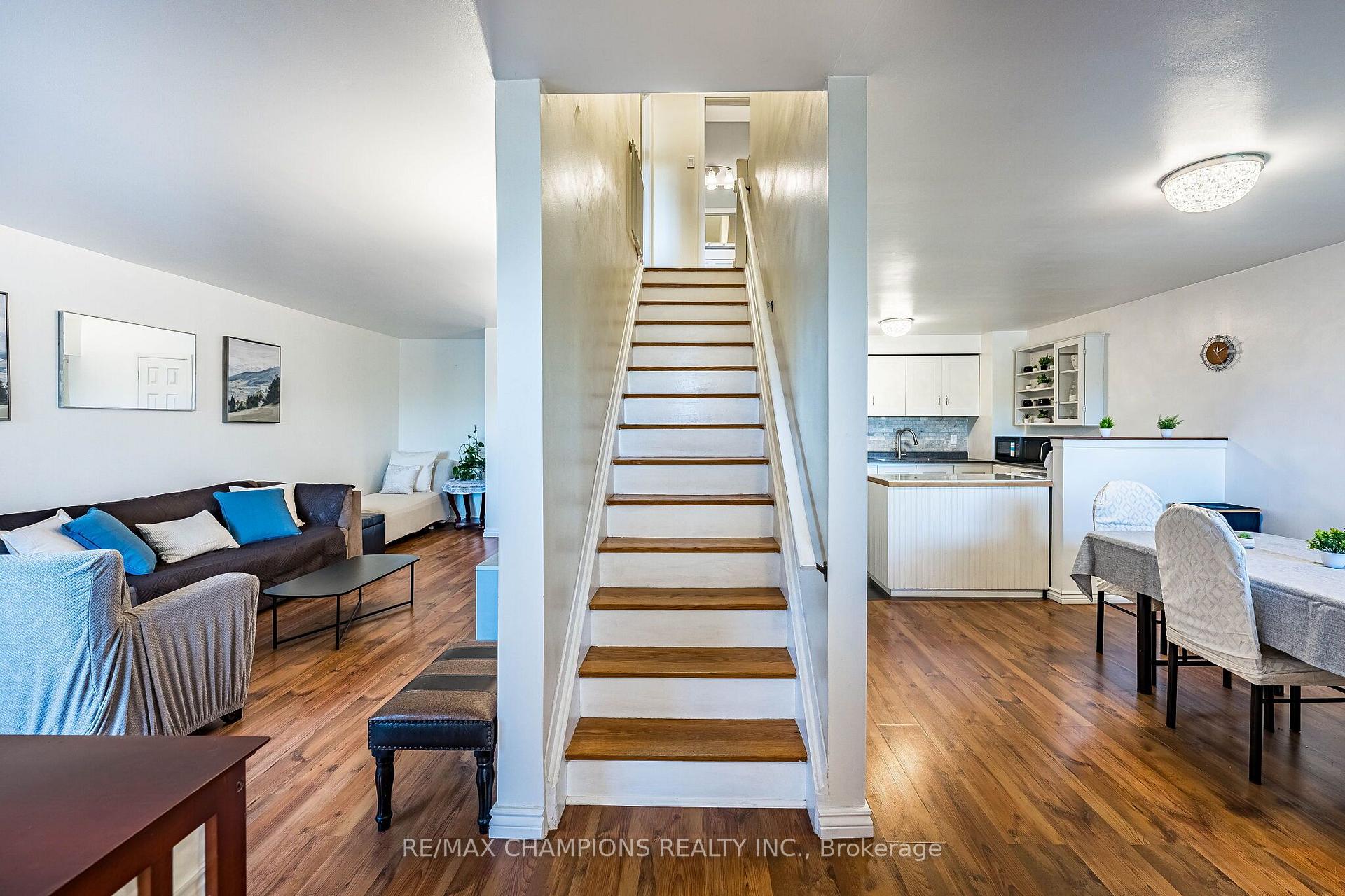 Photo 5 of Unit 17, 925 Bayly Street, Pickering, West Shore — HOMEH