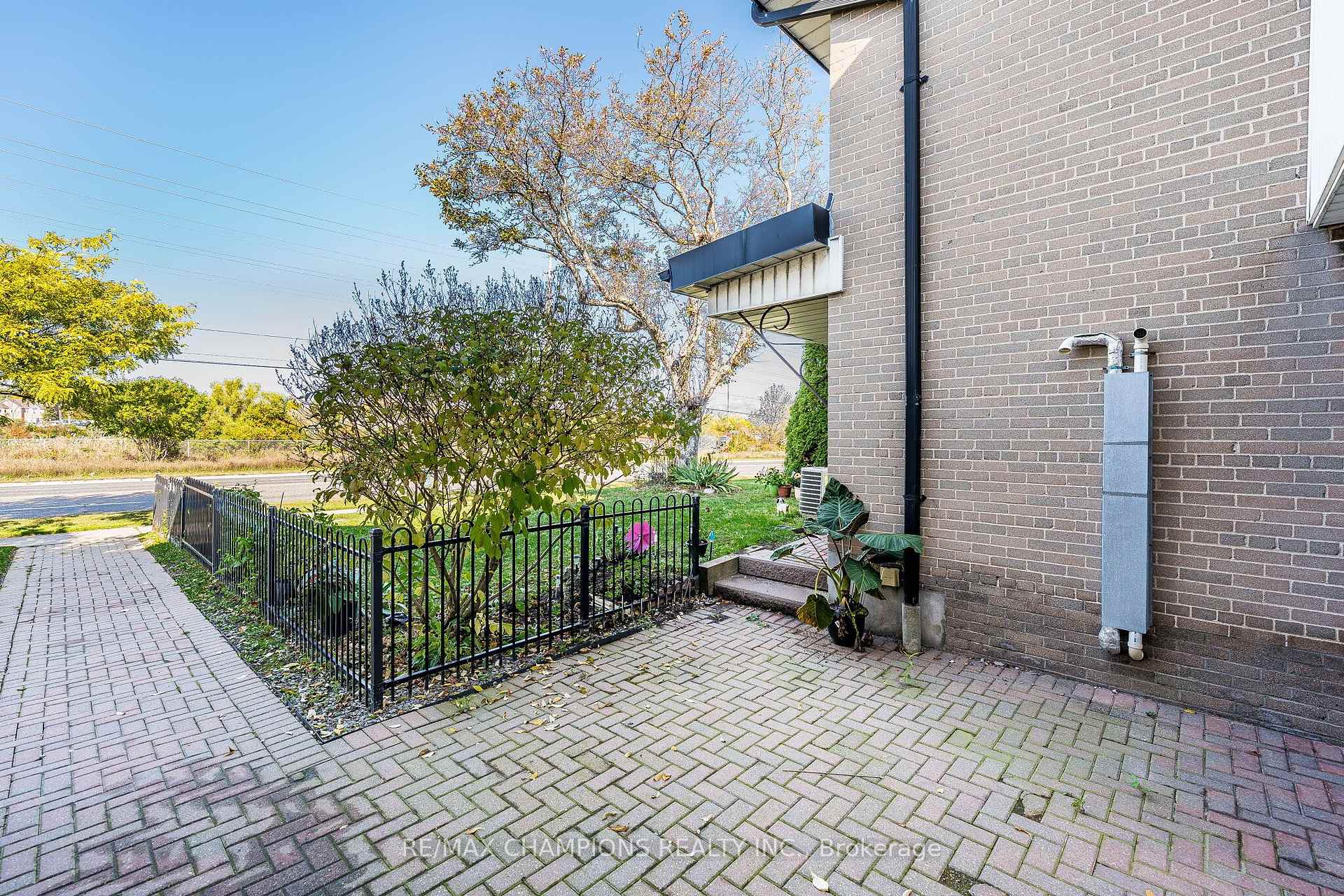 Photo 37 of Unit 17, 925 Bayly Street, Pickering, West Shore — HOMEH