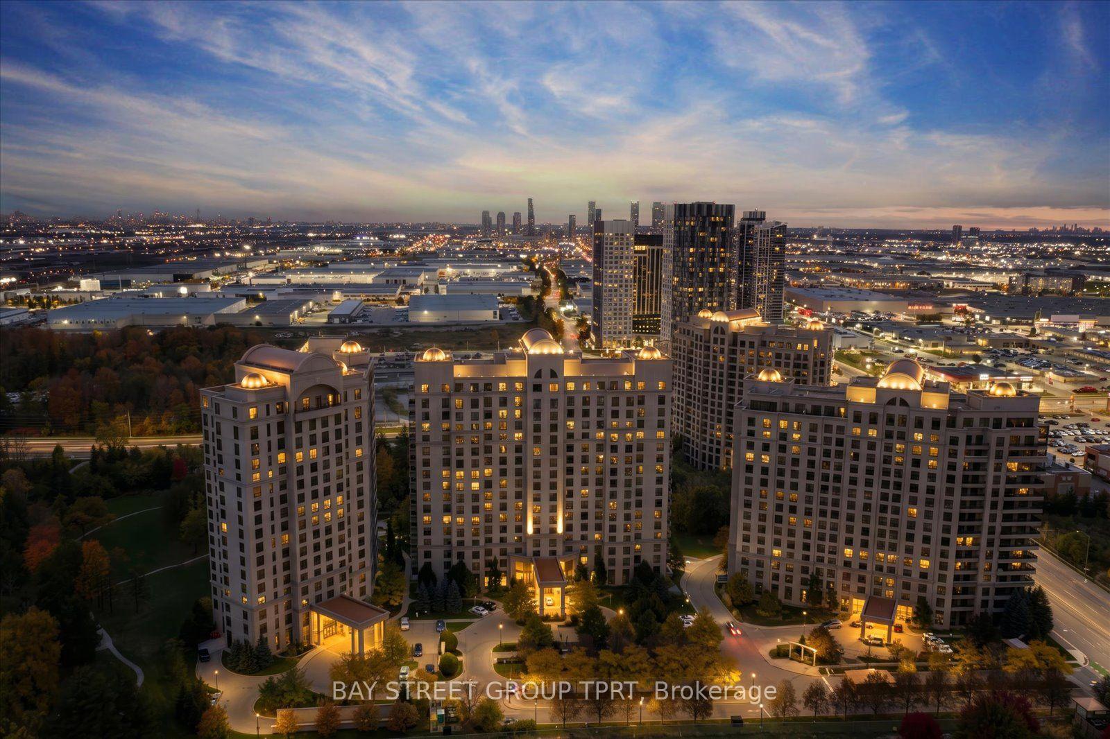Photo 2 of Unit 1605, 9255 Jane Street, Vaughan, Maple — HOMEH