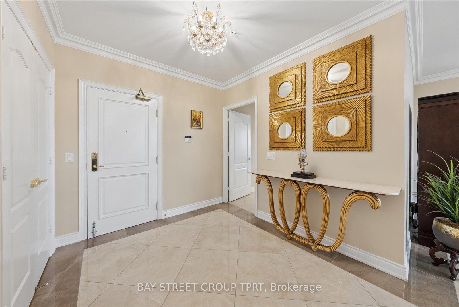 Photo 6 of Unit 1605, 9255 Jane Street, Vaughan, Maple — HOMEH