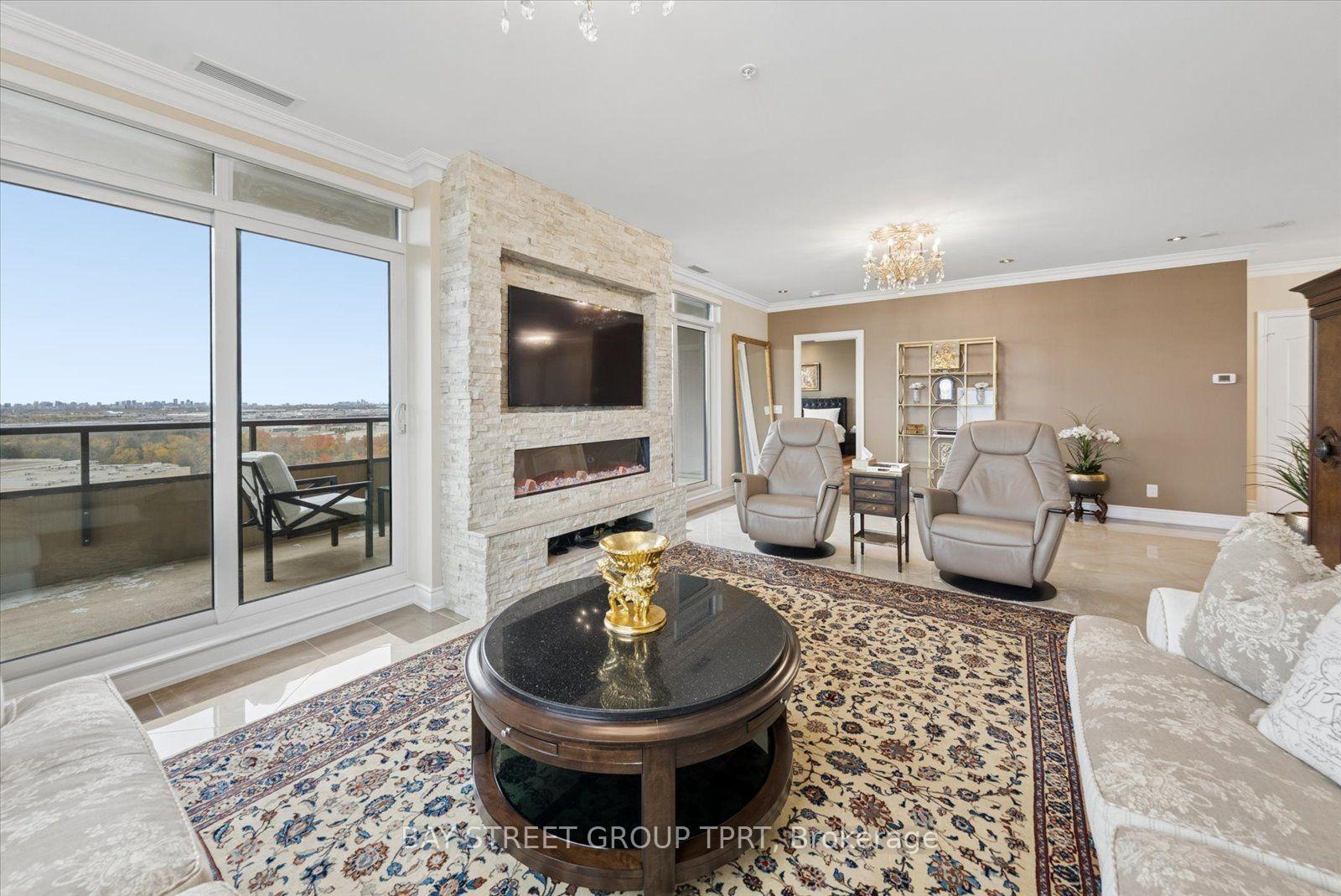 Photo 12 of Unit 1605, 9255 Jane Street, Vaughan, Maple — HOMEH