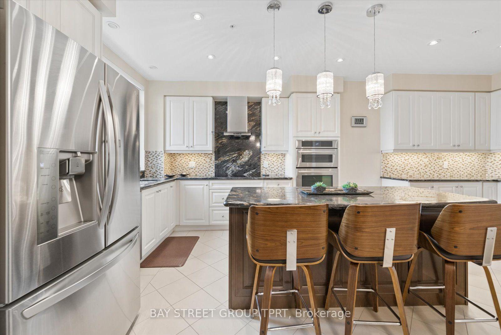 Photo 18 of Unit 1605, 9255 Jane Street, Vaughan, Maple — HOMEH