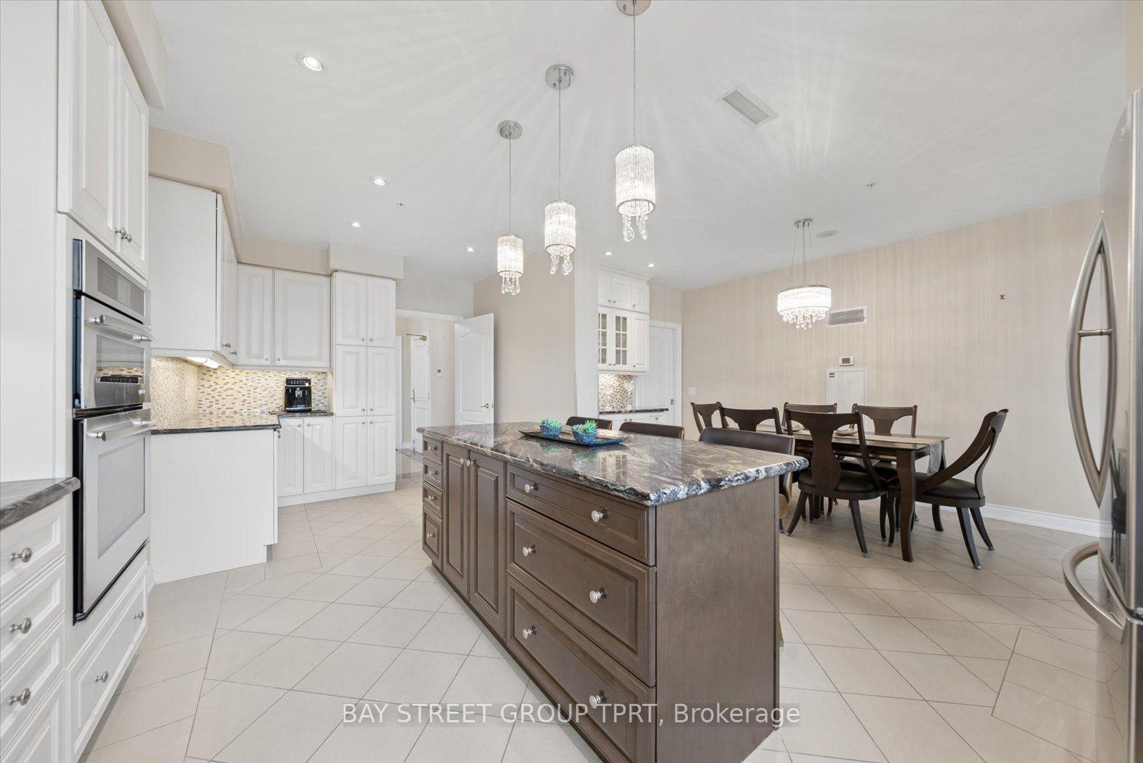 Photo 24 of Unit 1605, 9255 Jane Street, Vaughan, Maple — HOMEH