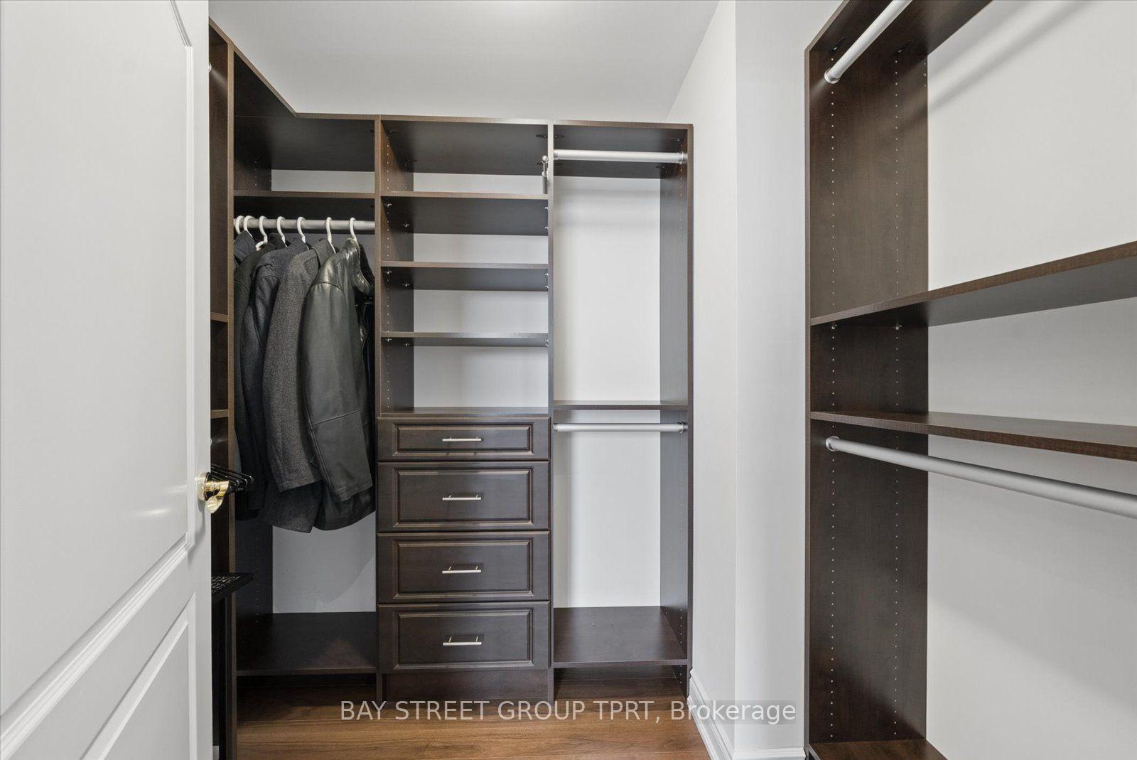 Photo 32 of Unit 1605, 9255 Jane Street, Vaughan, Maple — HOMEH