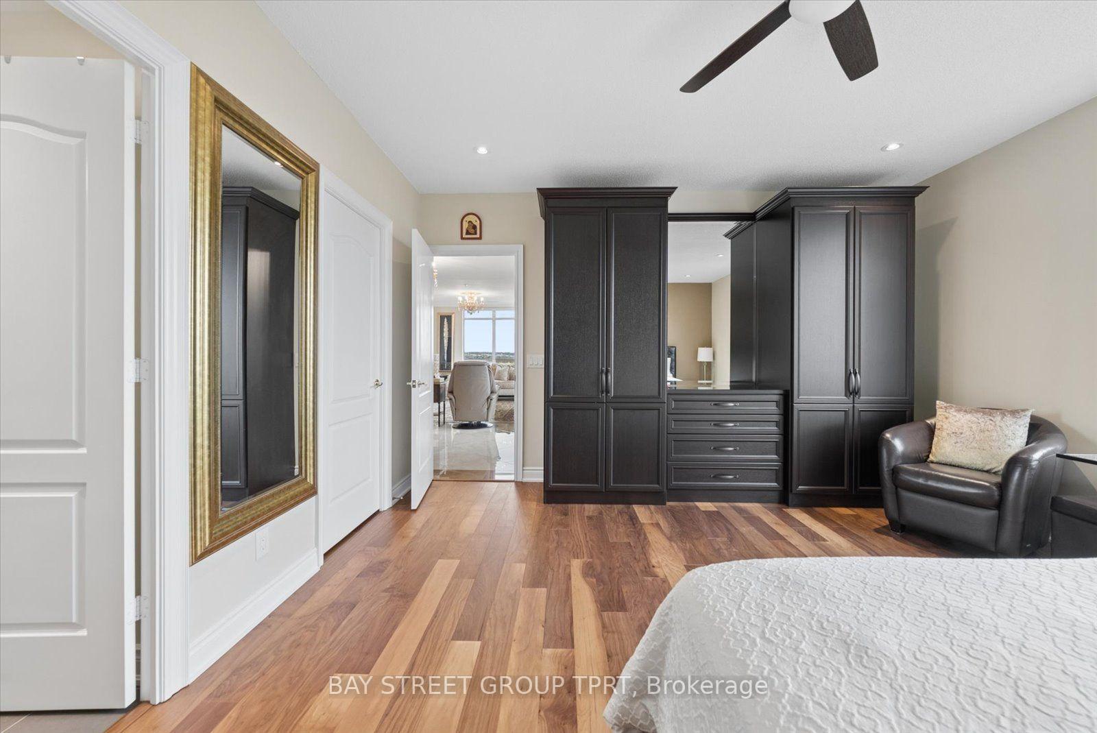 Photo 34 of Unit 1605, 9255 Jane Street, Vaughan, Maple — HOMEH