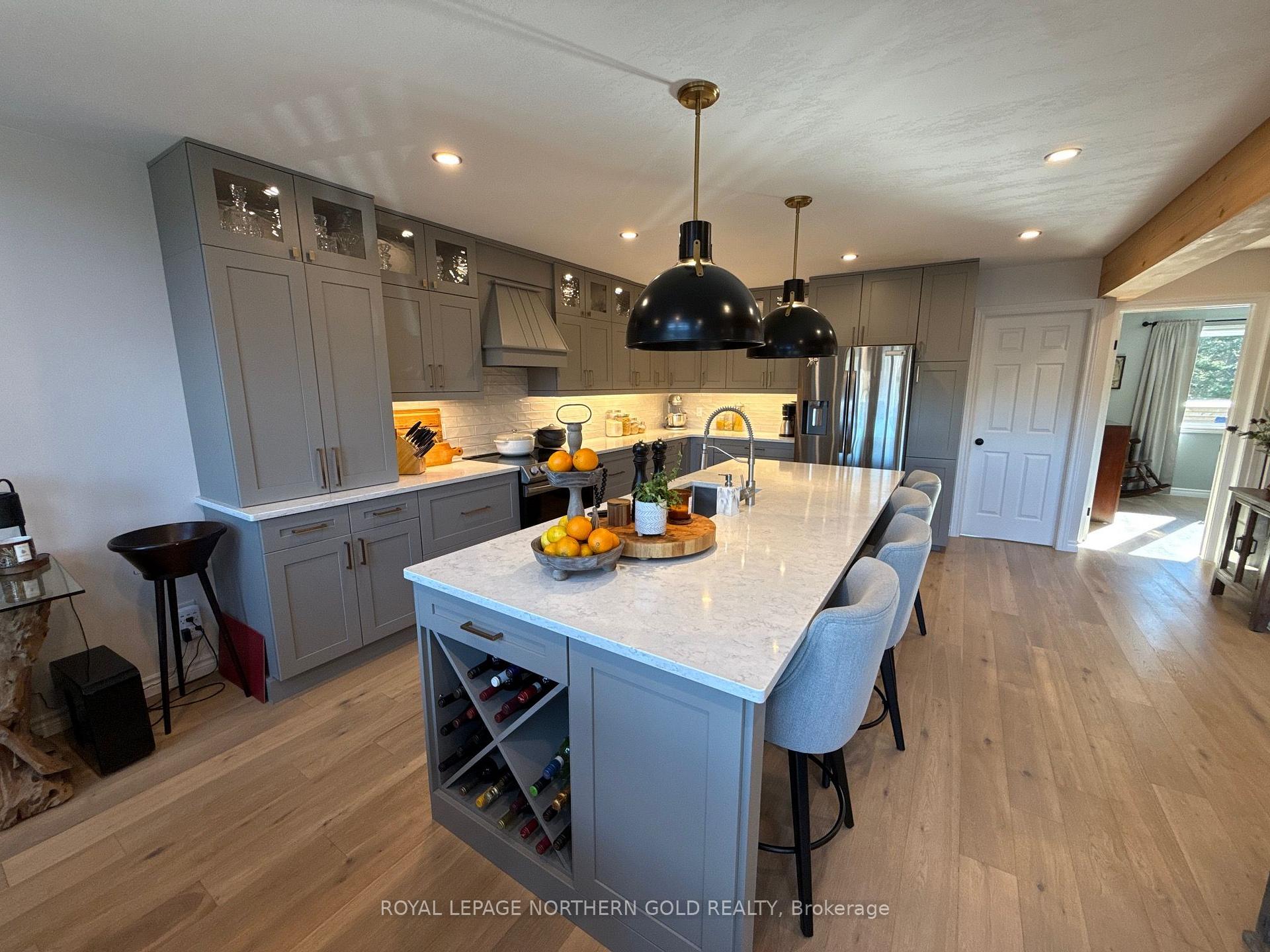 Photo 3 of 55 Lakeshore Avenue, Englehart, Central Timiskaming — HOMEH
