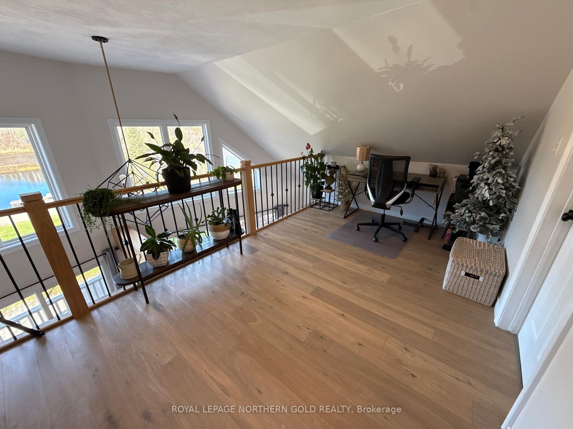 Photo 21 of 55 Lakeshore Avenue, Englehart, Central Timiskaming — HOMEH