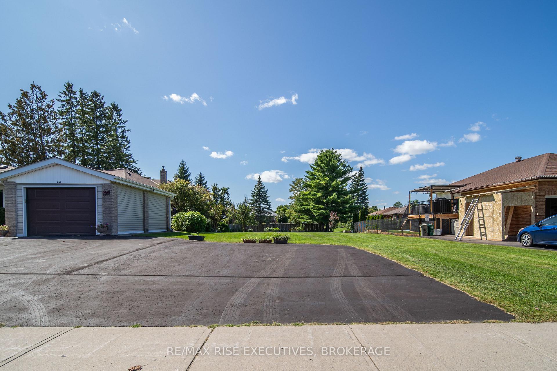 Photo 2 of 258 Palmer Road, Belleville, Belleville Ward — HOMEH