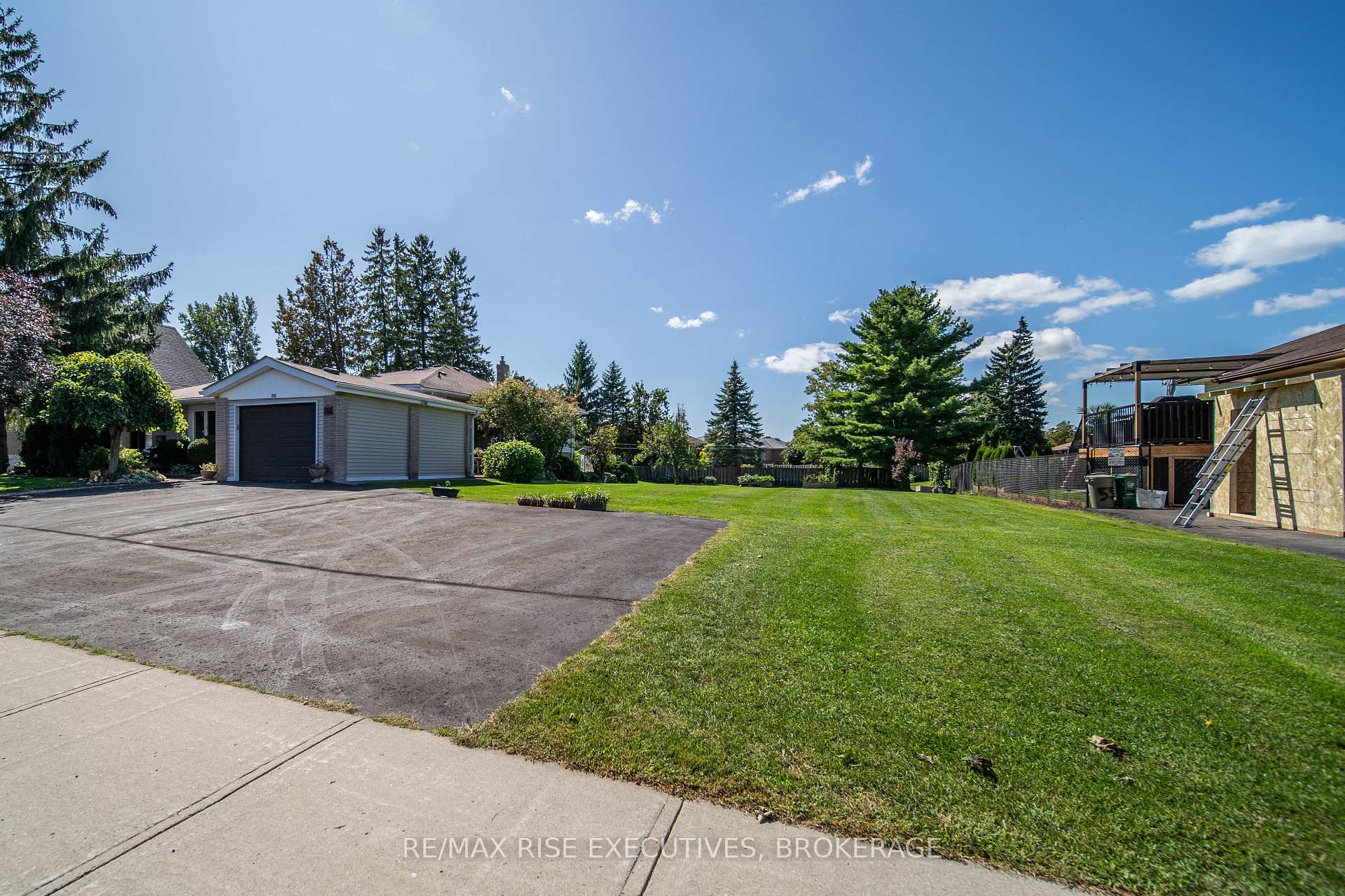 Photo 3 of 258 Palmer Road, Belleville, Belleville Ward — HOMEH