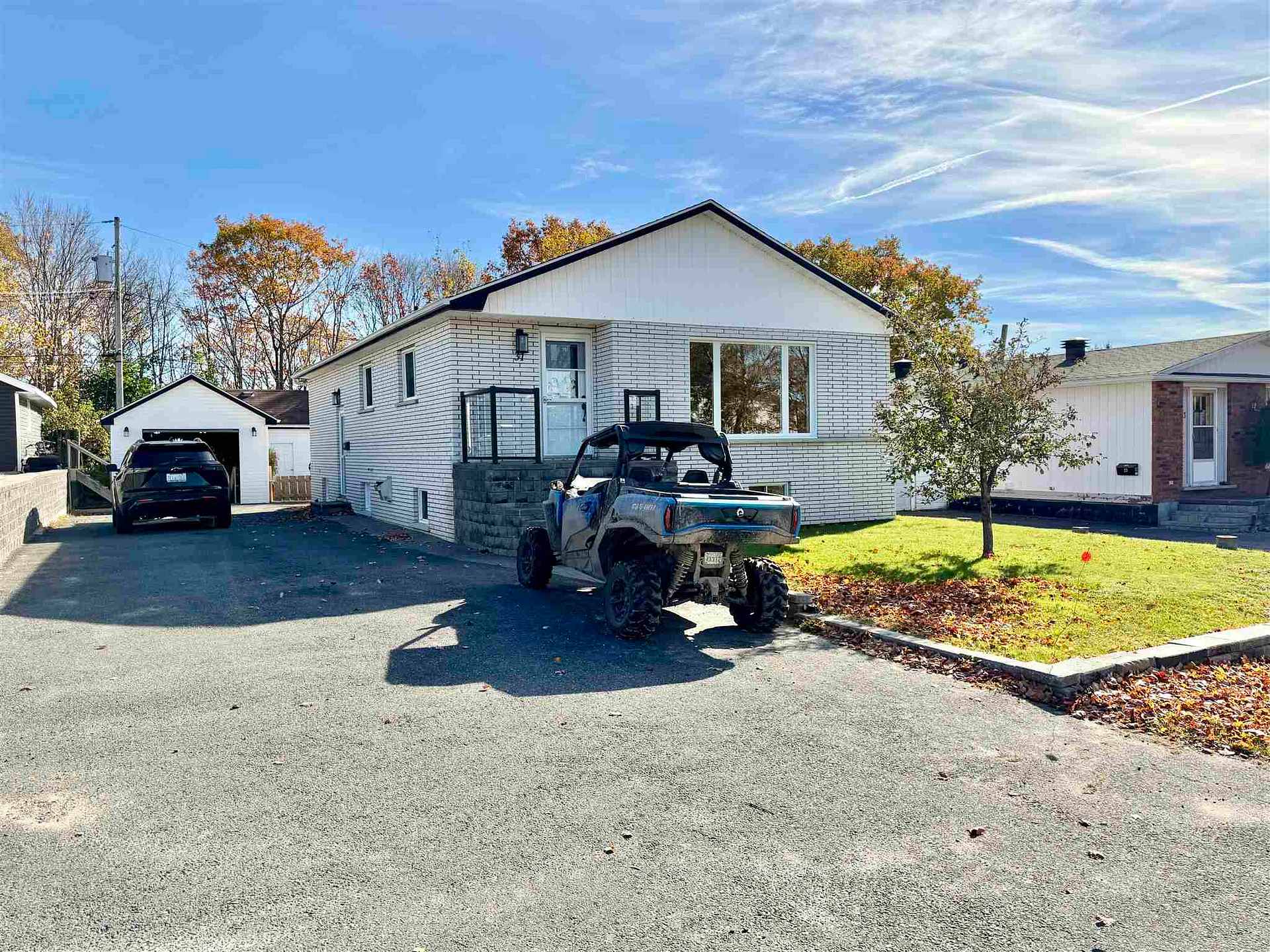 Photo 2 of 31 Ferguson Road, Elliot Lake — HOMEH