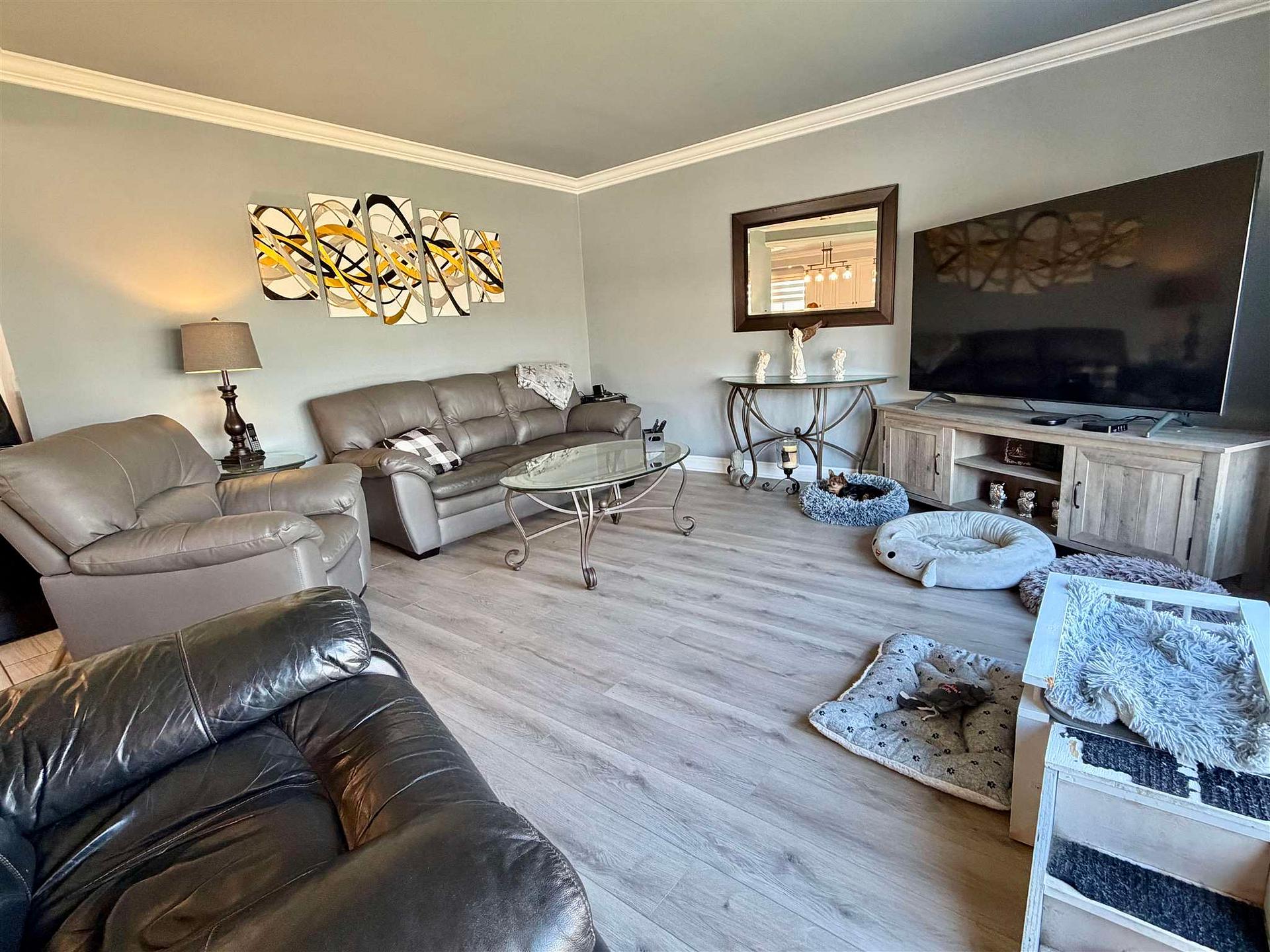 Photo 13 of 31 Ferguson Road, Elliot Lake — HOMEH