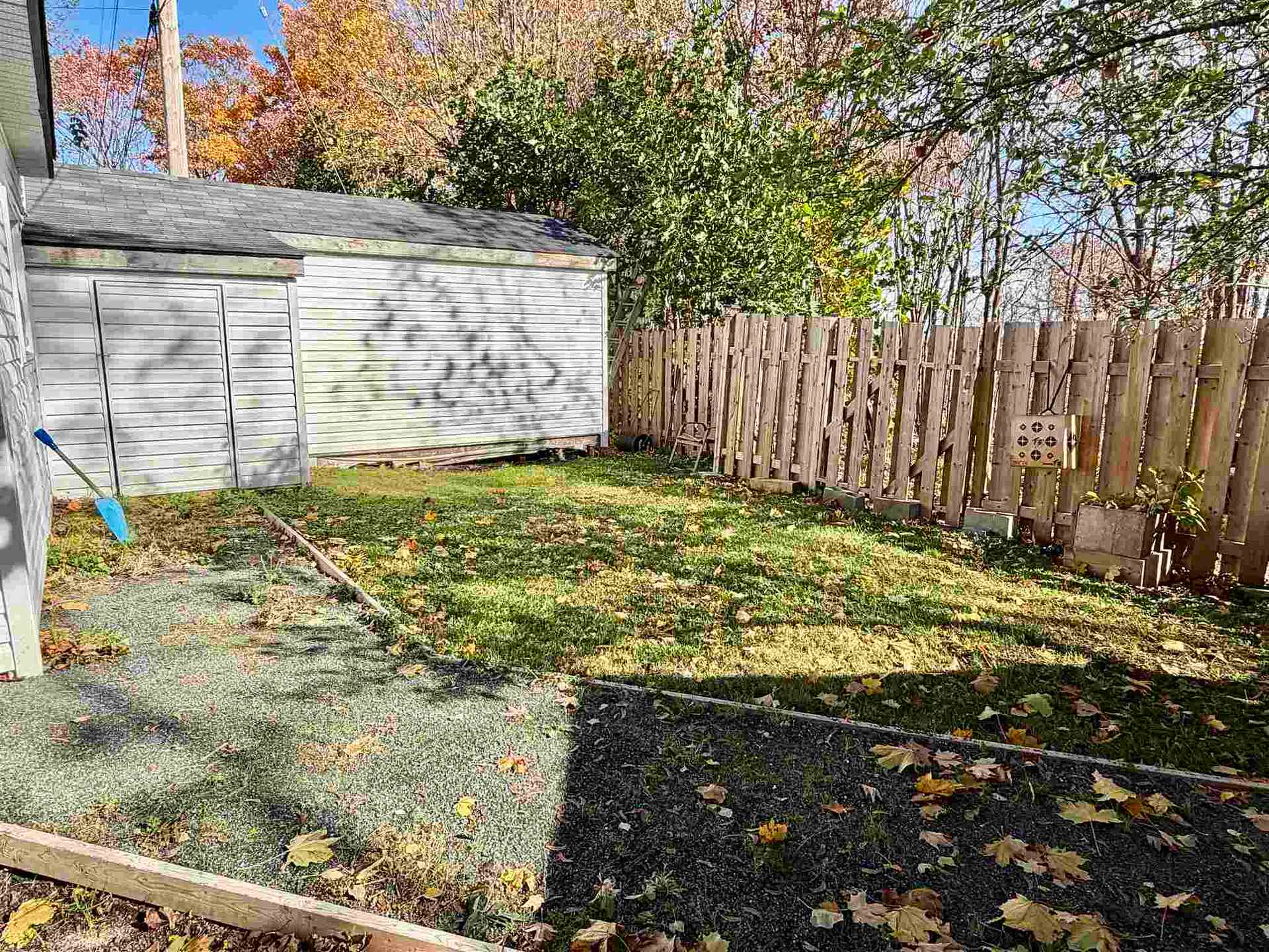 Photo 38 of 31 Ferguson Road, Elliot Lake — HOMEH
