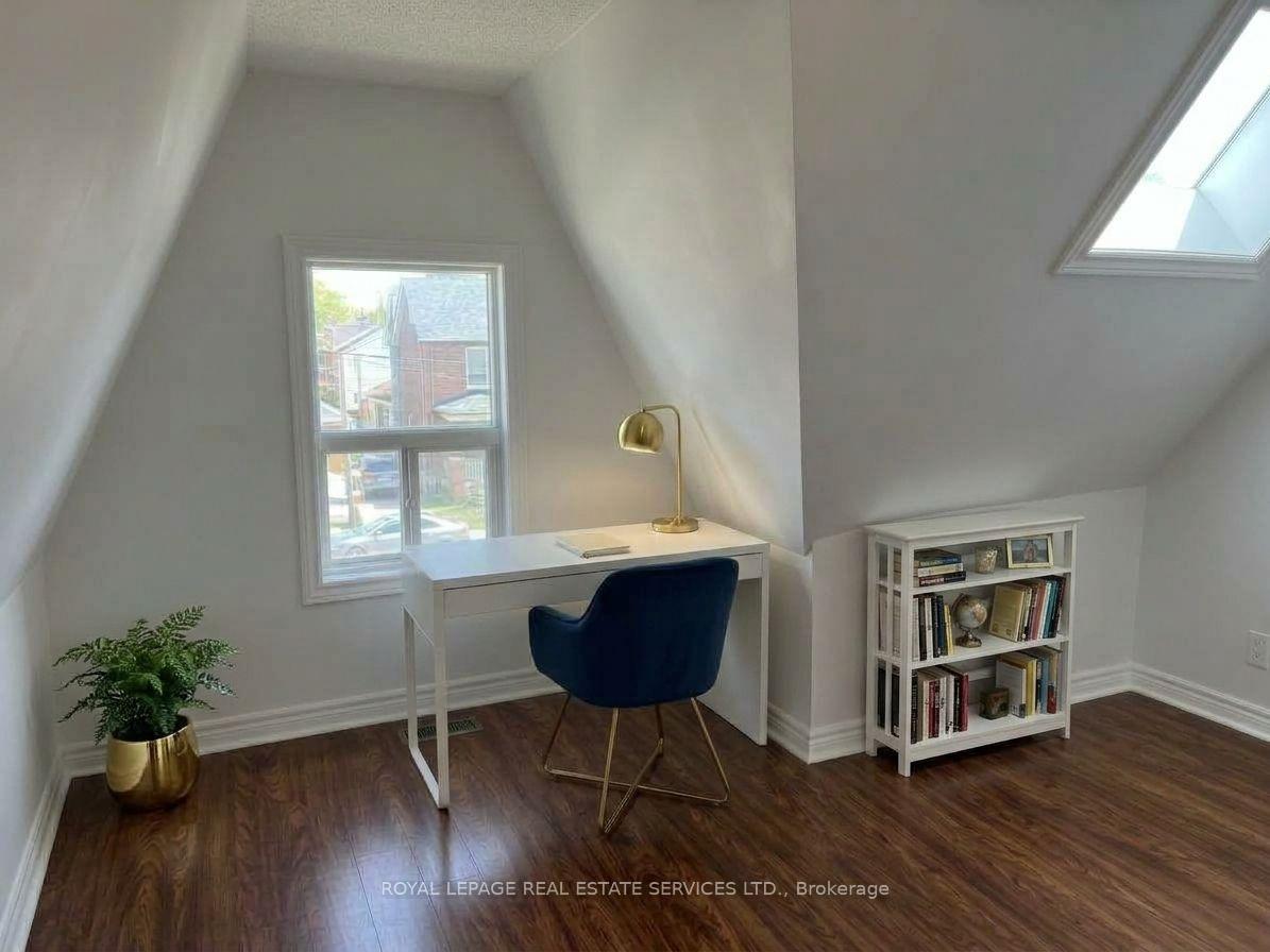 Photo 18 of Unit #A, 204 Gladstone Avenue, Toronto, Little Portugal — HOMEH