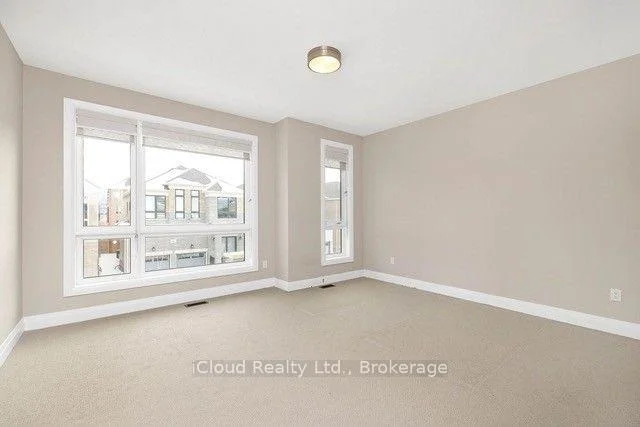 Photo 23 of 38 Pine Hill Crescent, Aurora, Aurora Estates — HOMEH