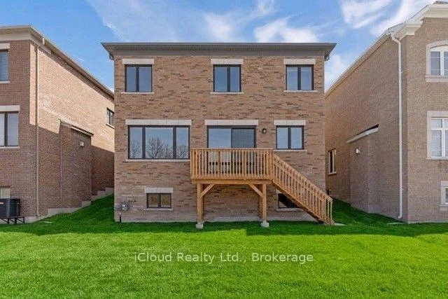 Photo 30 of 38 Pine Hill Crescent, Aurora, Aurora Estates — HOMEH