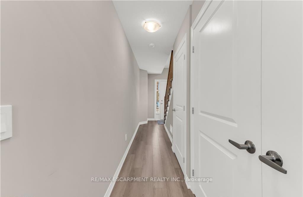 Photo 6 of Unit 39, 19 Picardy Drive, Hamilton, Stoney Creek Mountain — HOMEH