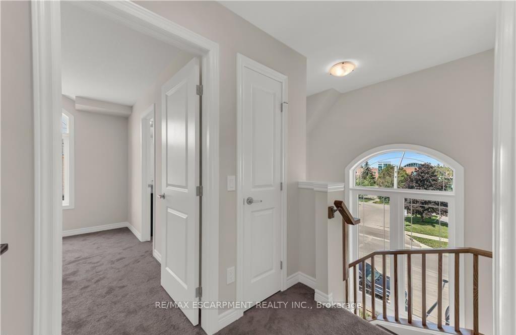 Photo 16 of Unit 39, 19 Picardy Drive, Hamilton, Stoney Creek Mountain — HOMEH