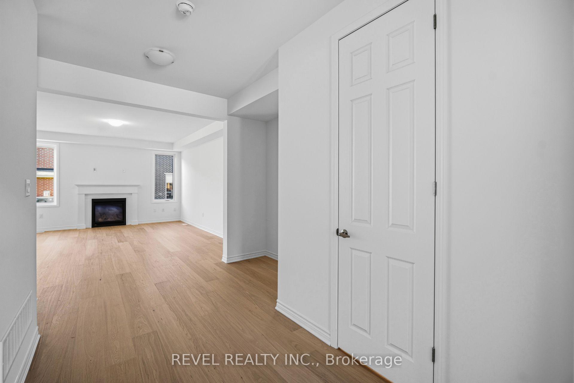 Photo 2 of 1509 Zilio Terrace, Milton, Bowes — HOMEH