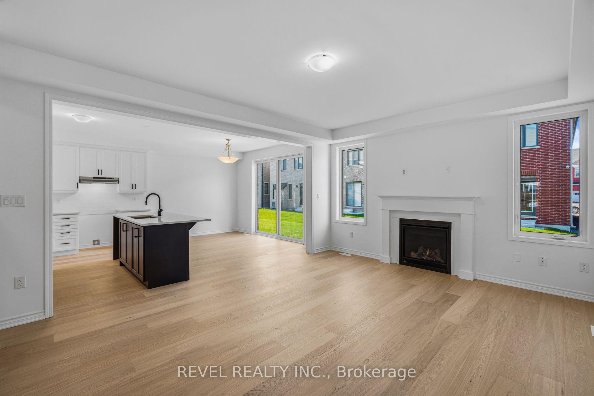 Photo 6 of 1509 Zilio Terrace, Milton, Bowes — HOMEH
