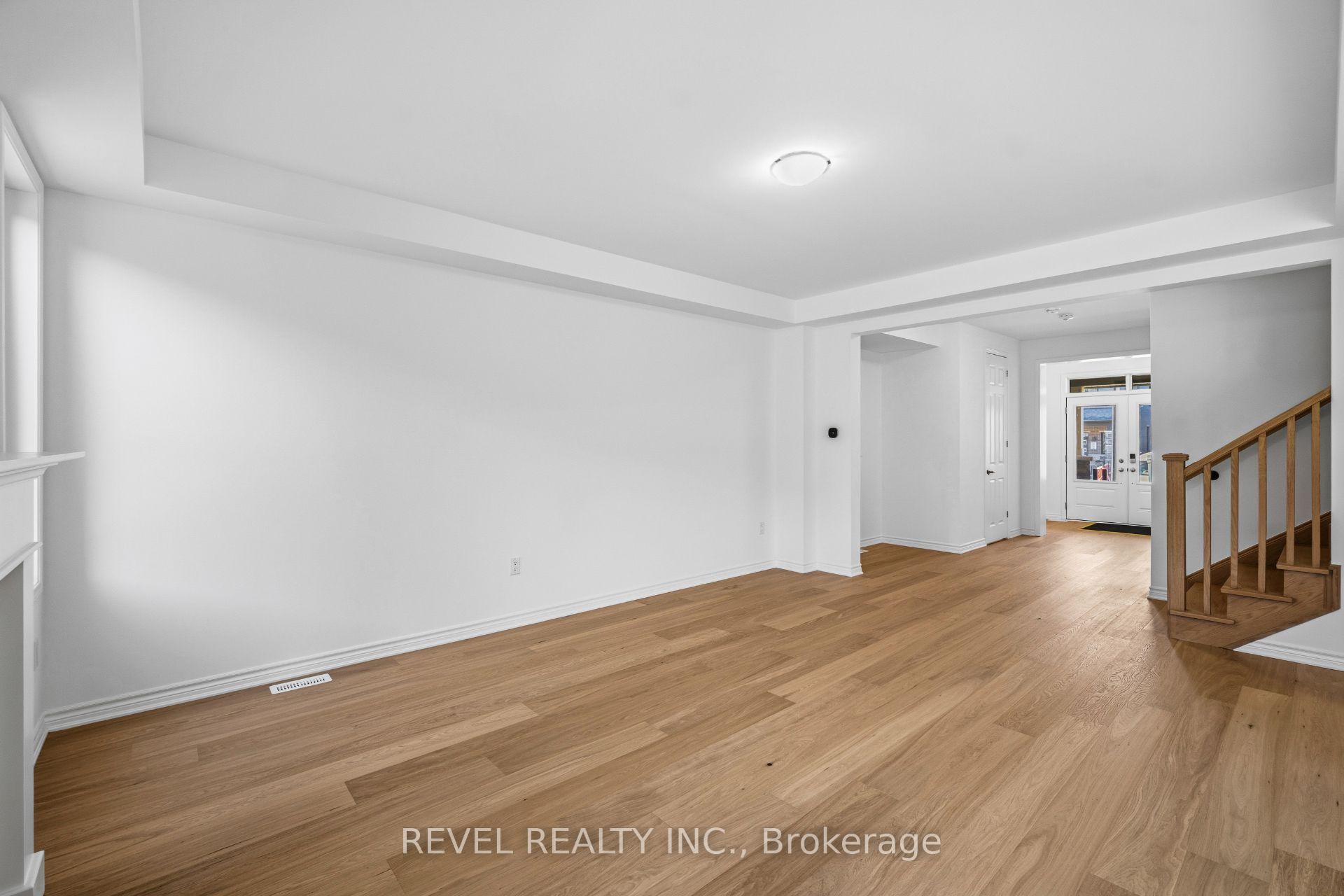 Photo 9 of 1509 Zilio Terrace, Milton, Bowes — HOMEH
