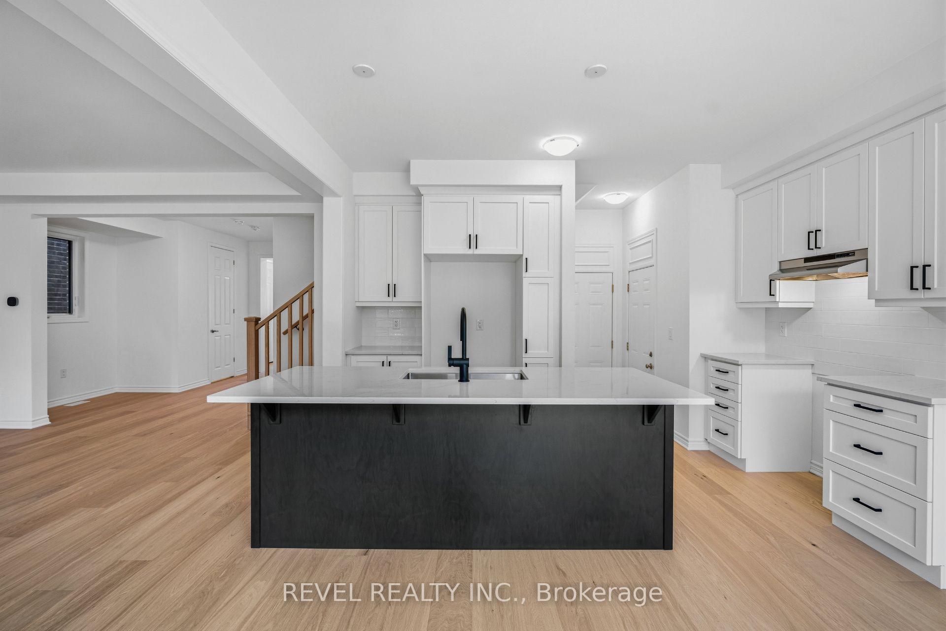 Photo 15 of 1509 Zilio Terrace, Milton, Bowes — HOMEH