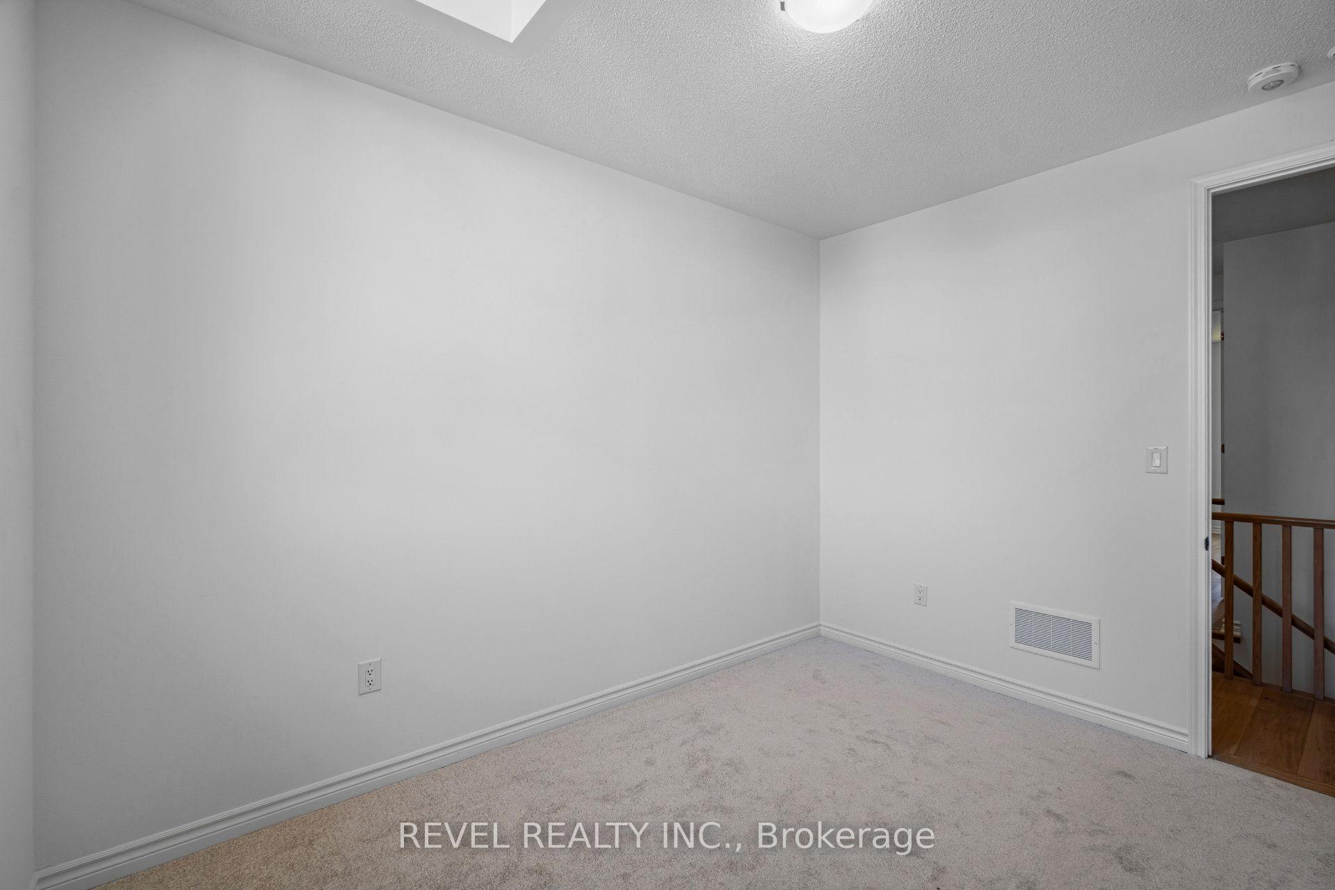 Photo 30 of 1509 Zilio Terrace, Milton, Bowes — HOMEH