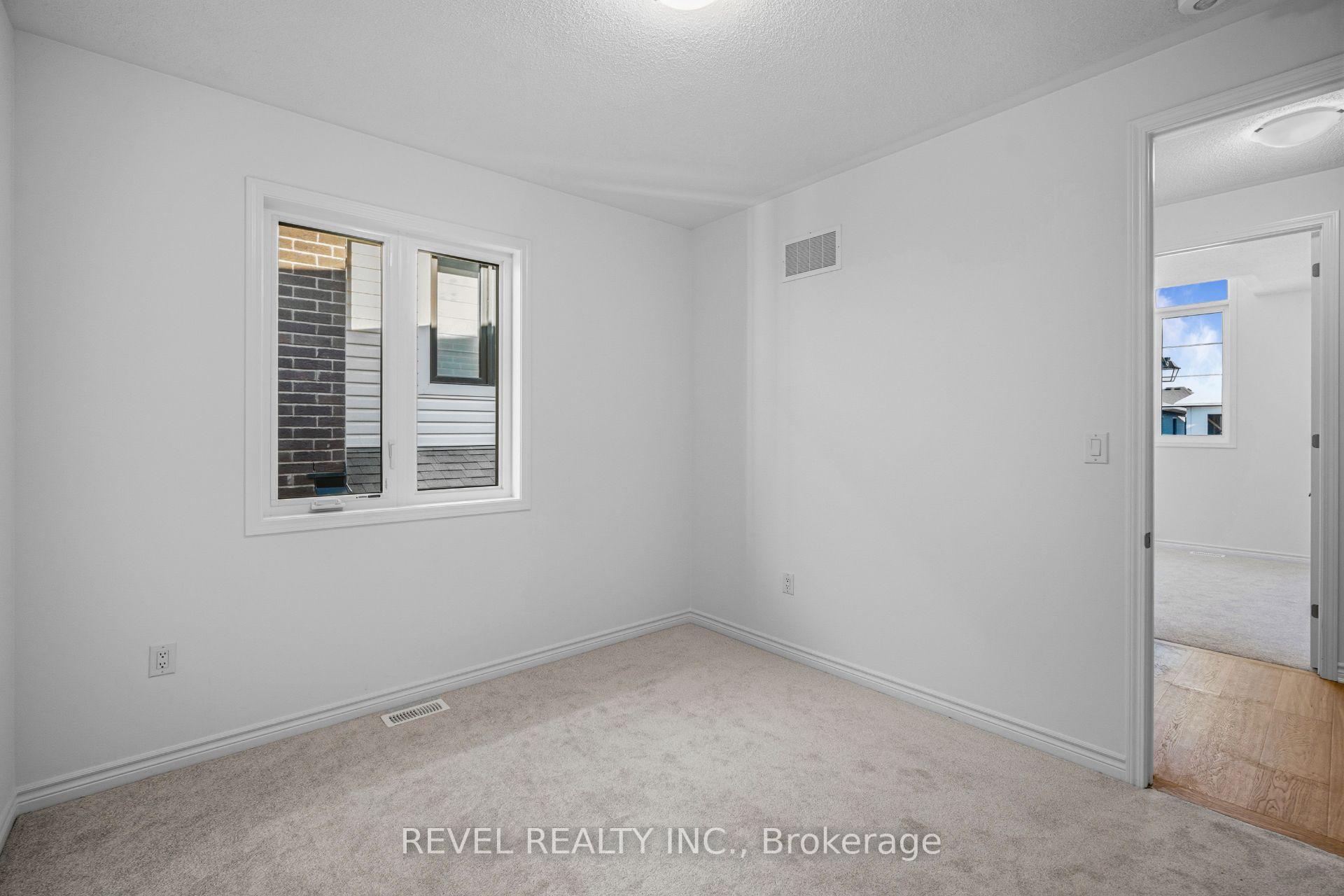 Photo 40 of 1509 Zilio Terrace, Milton, Bowes — HOMEH