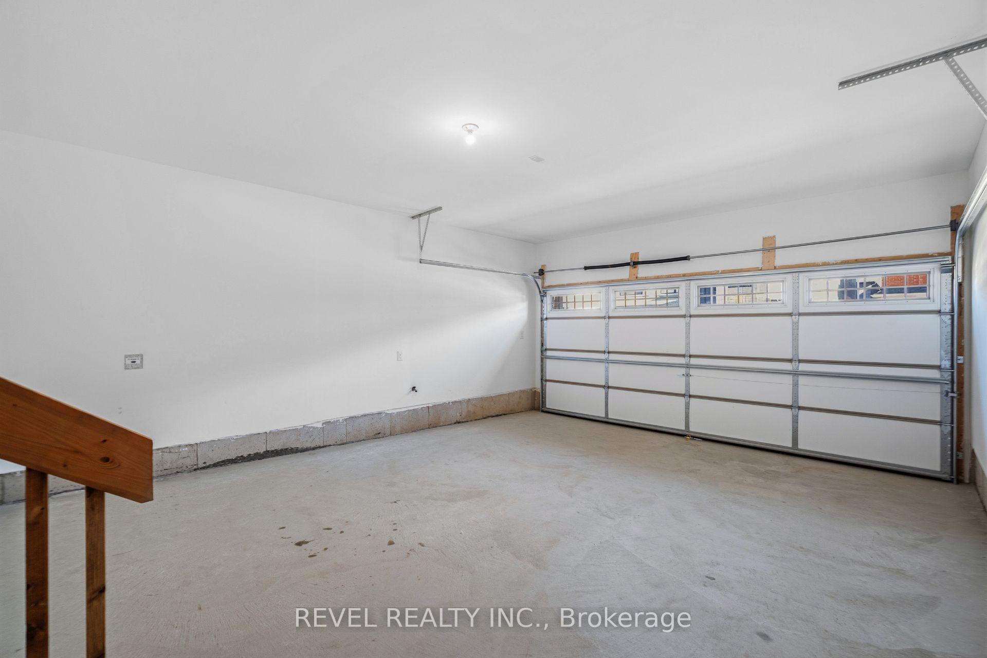 Photo 43 of 1509 Zilio Terrace, Milton, Bowes — HOMEH