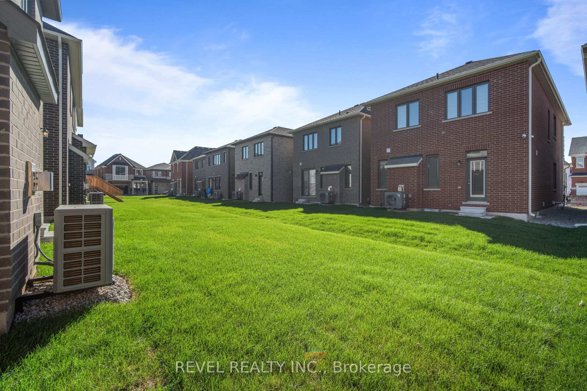 Photo 44 of 1509 Zilio Terrace, Milton, Bowes — HOMEH