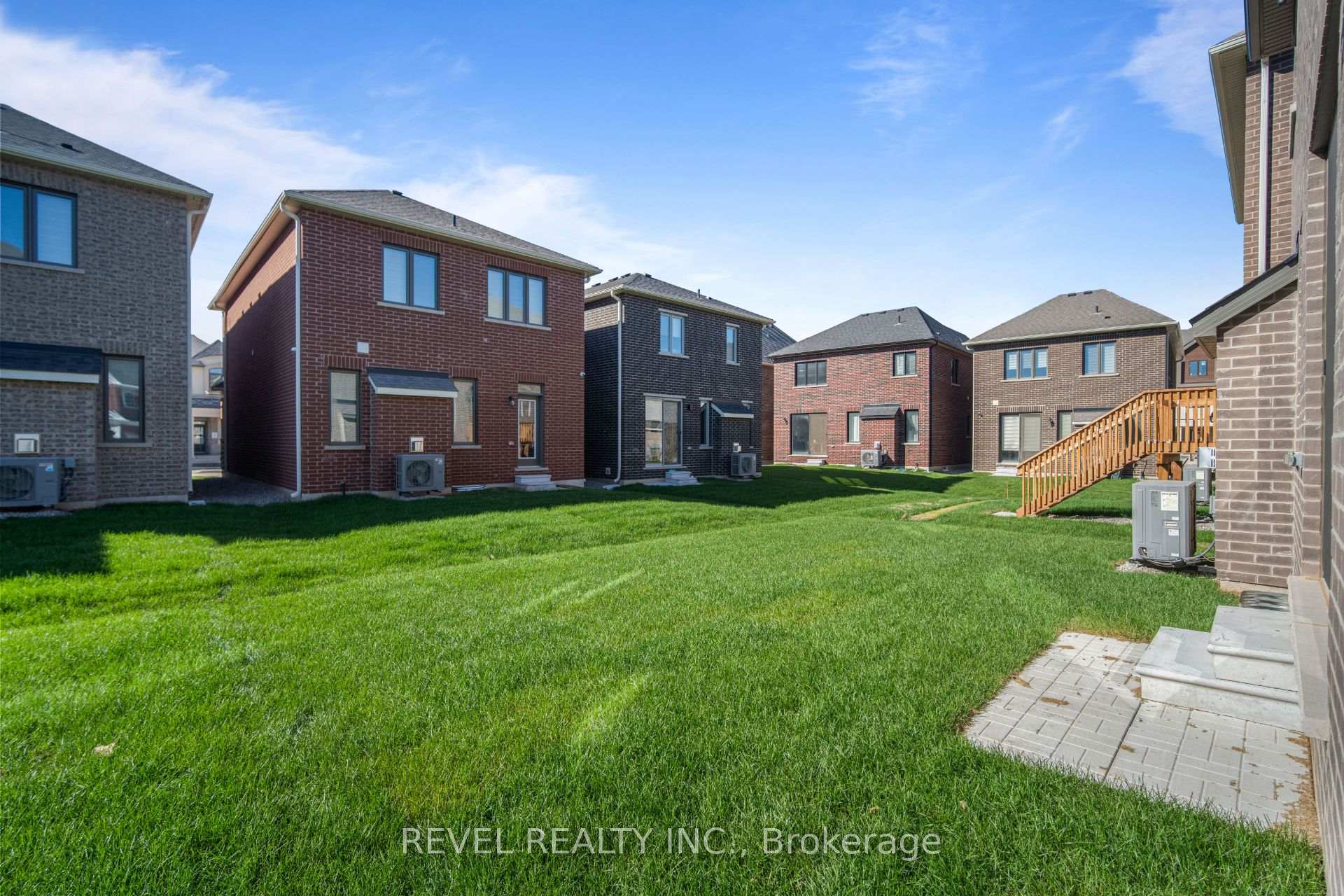 Photo 45 of 1509 Zilio Terrace, Milton, Bowes — HOMEH
