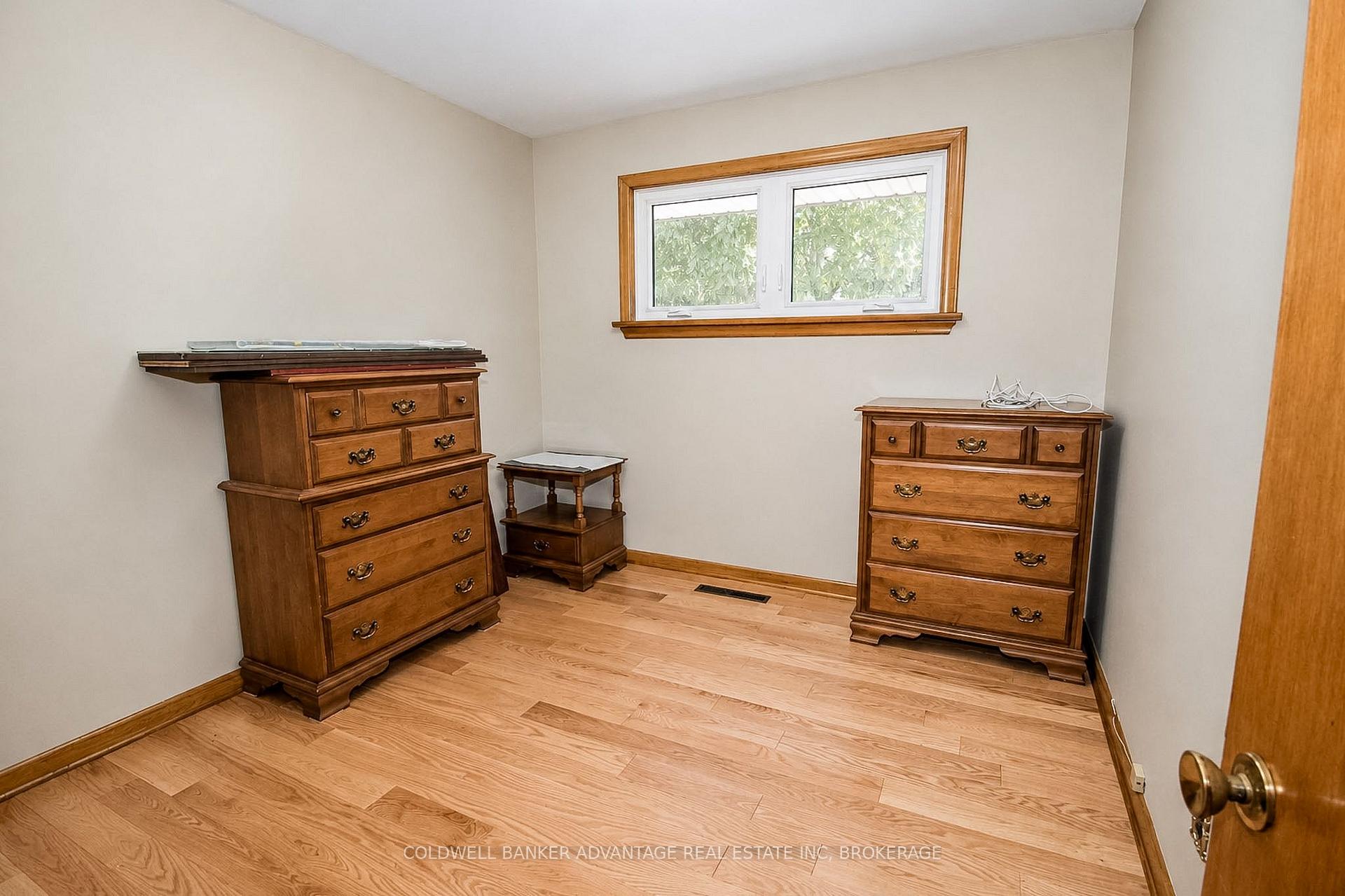 Photo 18 of 490 Niagara Street, St. Catharines, Vine/Linwell — HOMEH