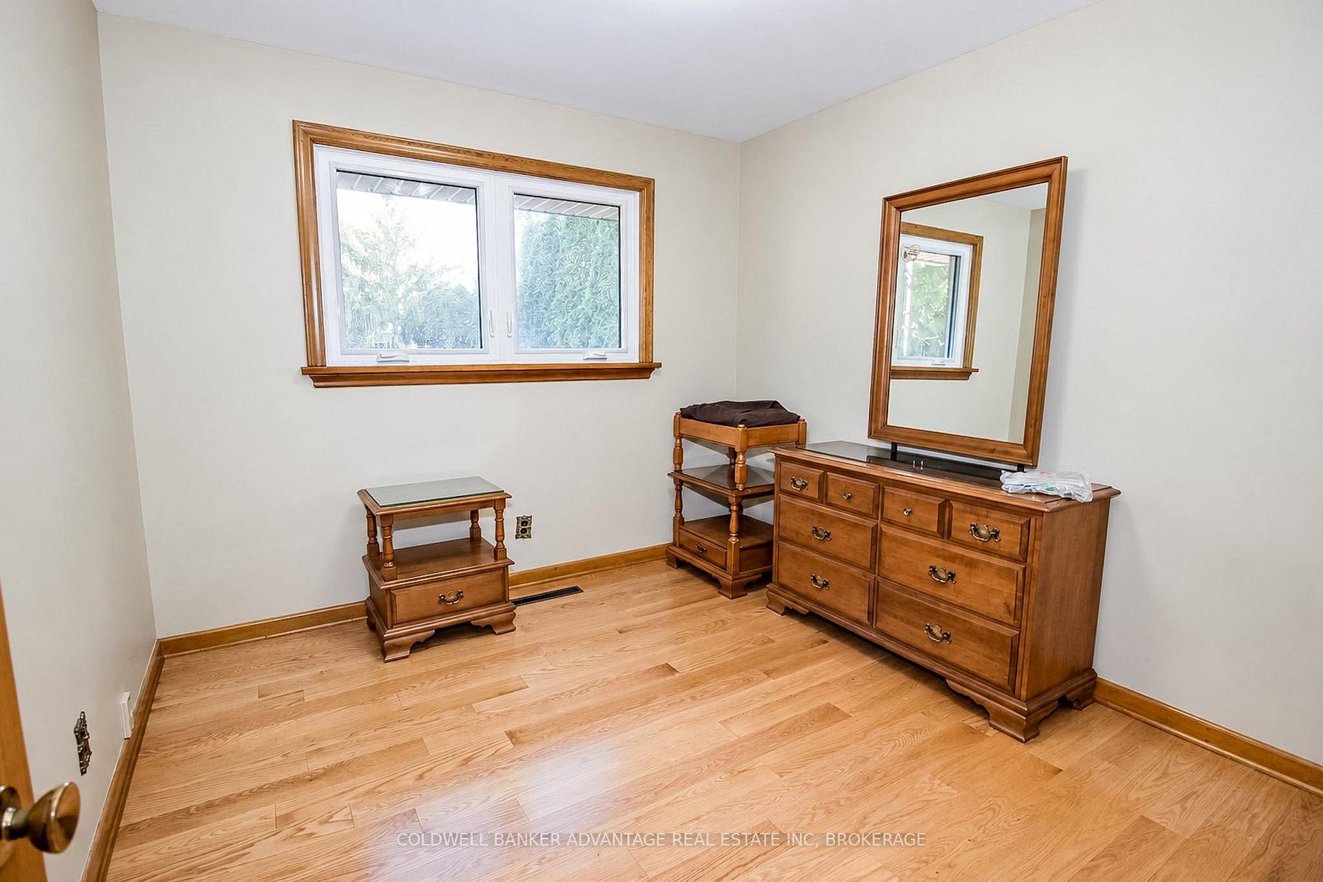 Photo 21 of 490 Niagara Street, St. Catharines, Vine/Linwell — HOMEH