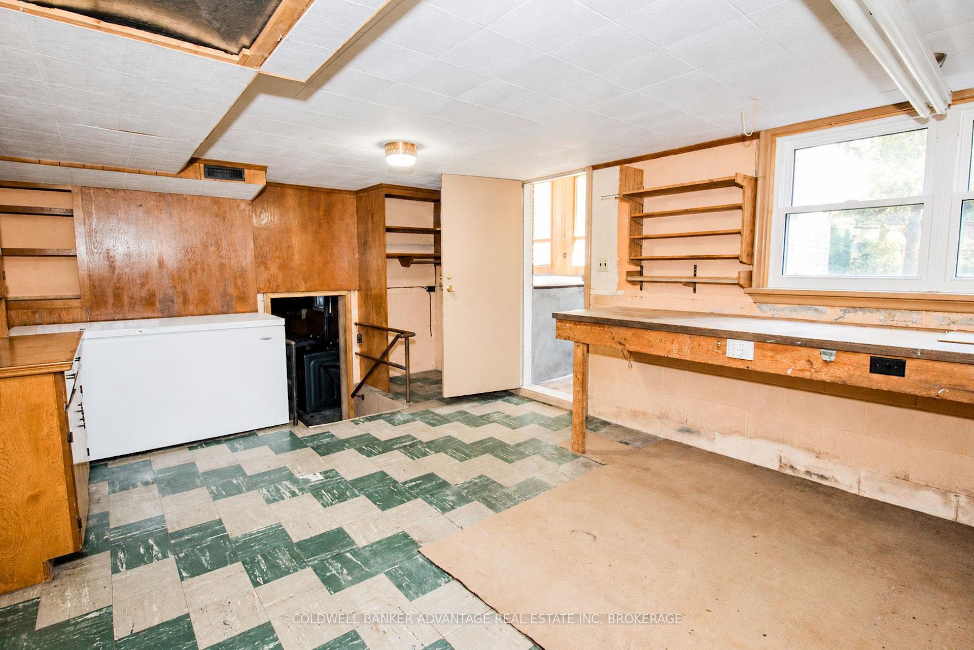 Photo 32 of 490 Niagara Street, St. Catharines, Vine/Linwell — HOMEH