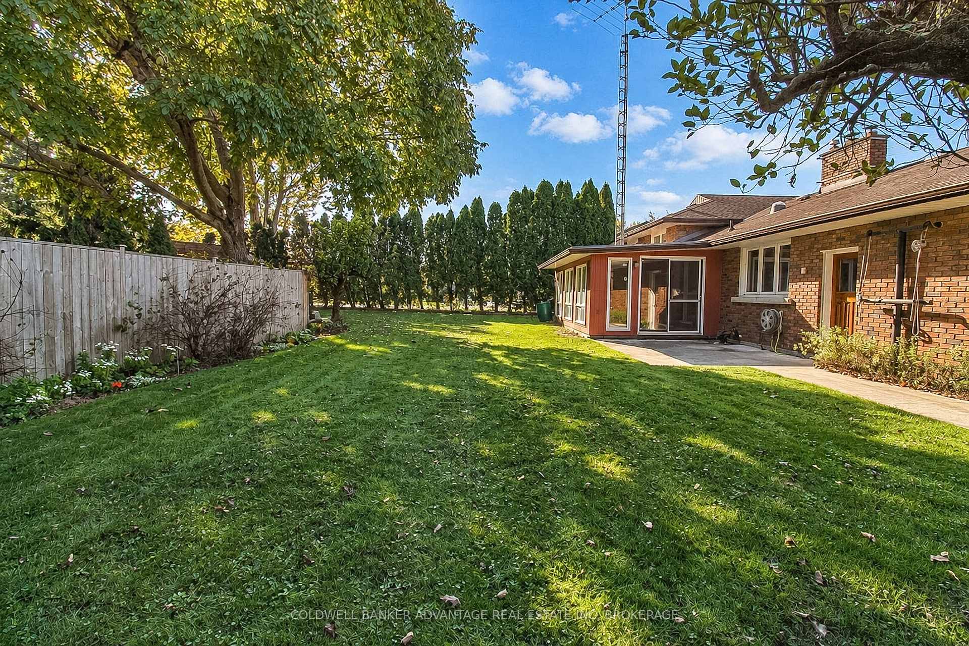 Photo 33 of 490 Niagara Street, St. Catharines, Vine/Linwell — HOMEH