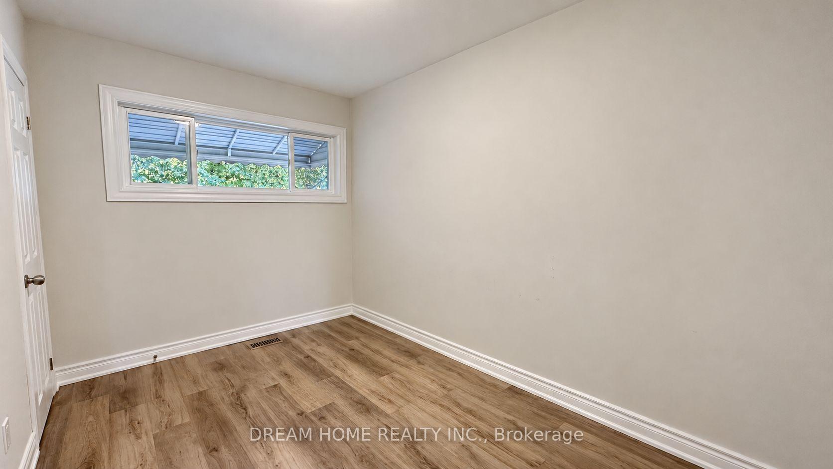 Photo 6 of Unit Main, 65 Miramar Crescent, Scarborough, Bendale — HOMEH