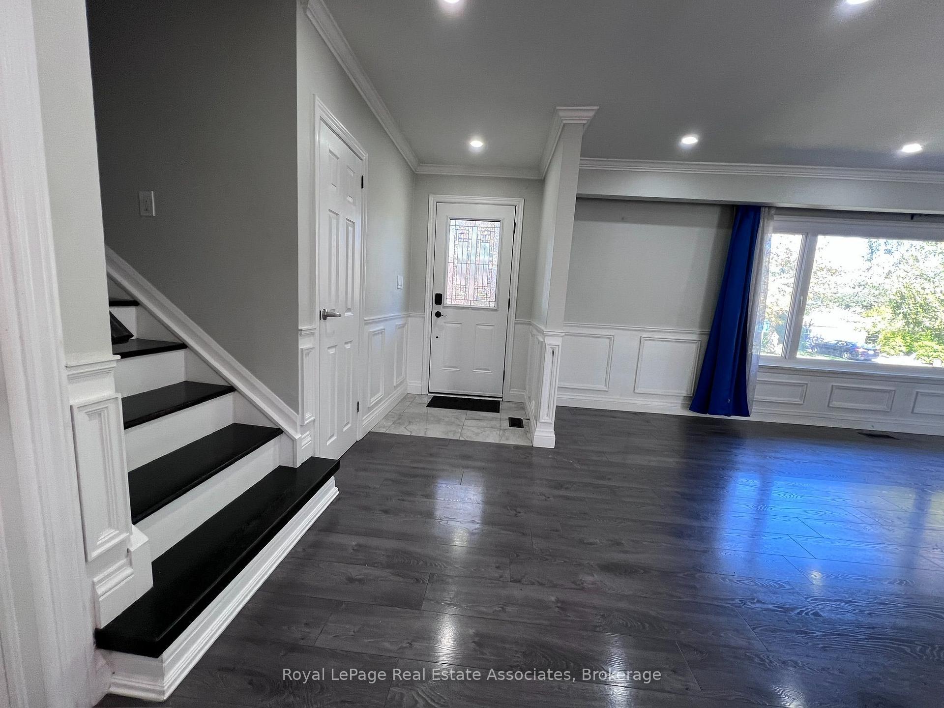 Photo 5 of Unit Upper, 222 Columbia Drive, Hamilton, Buchanan — HOMEH