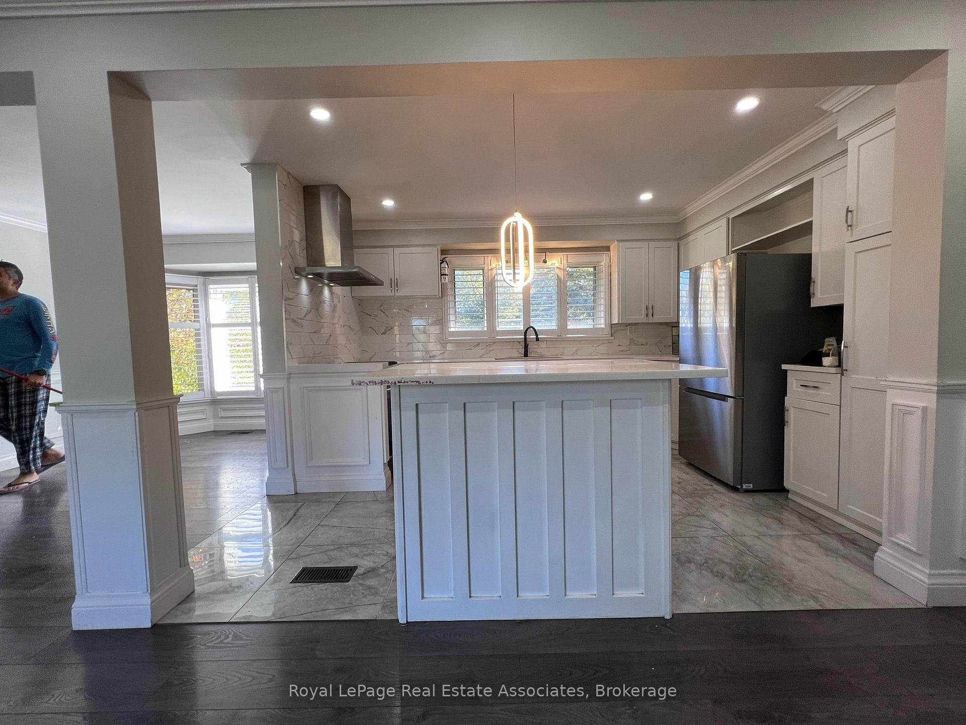 Photo 15 of Unit Upper, 222 Columbia Drive, Hamilton, Buchanan — HOMEH
