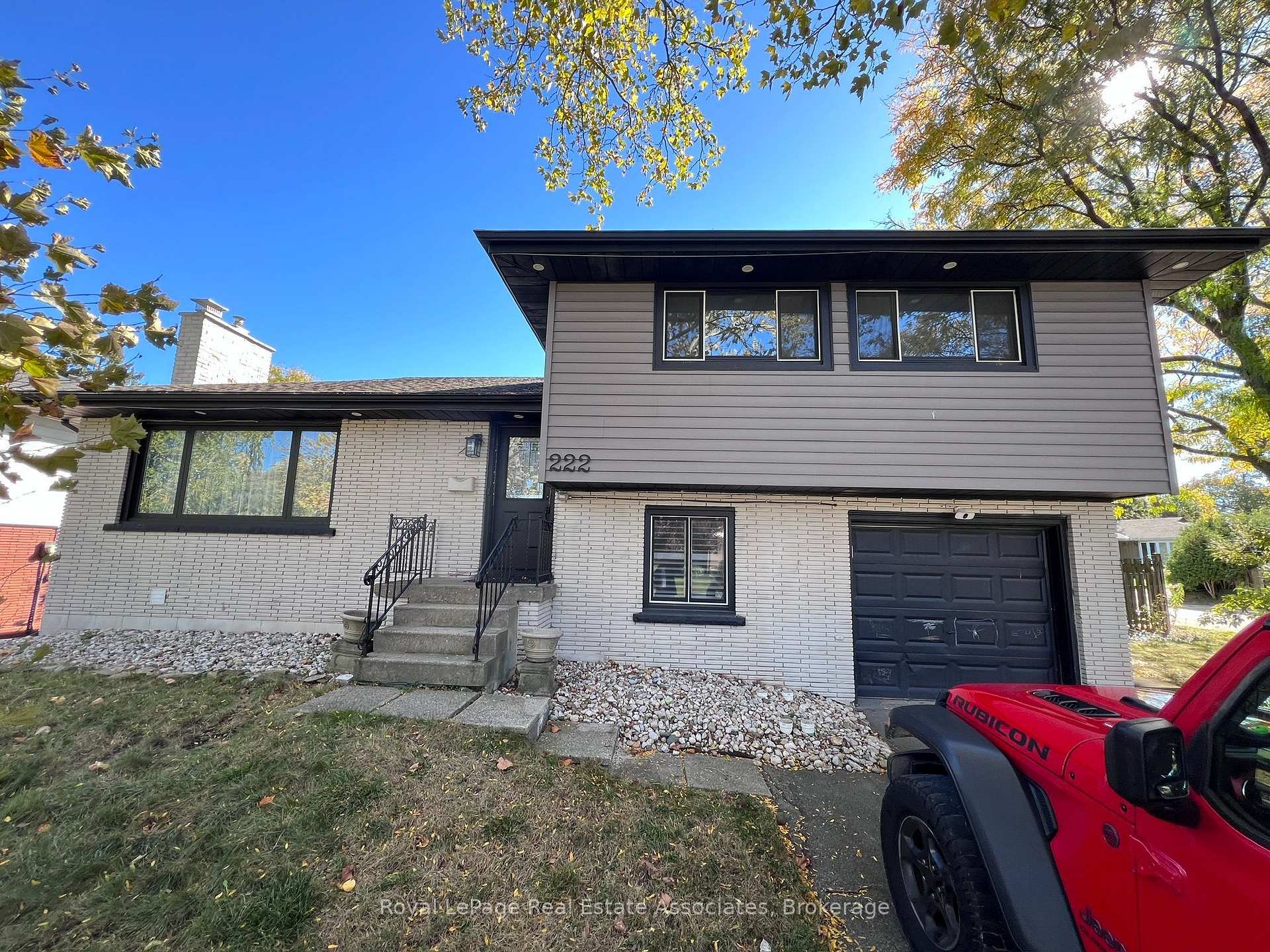 Photo 25 of Unit Upper, 222 Columbia Drive, Hamilton, Buchanan — HOMEH