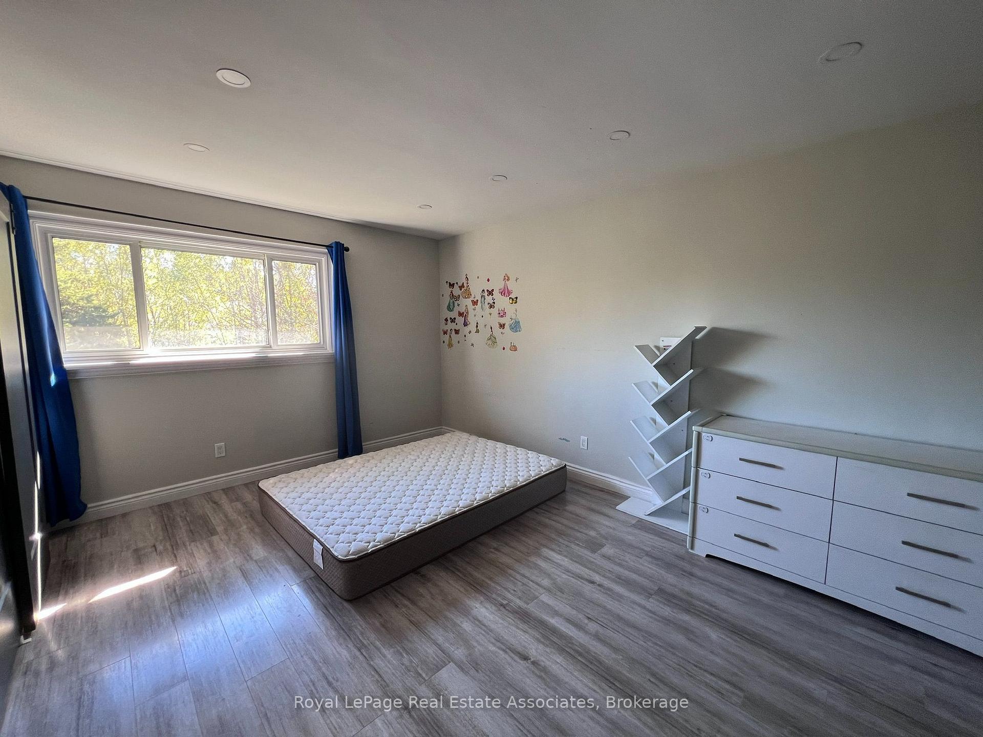 Photo 26 of Unit Upper, 222 Columbia Drive, Hamilton, Buchanan — HOMEH
