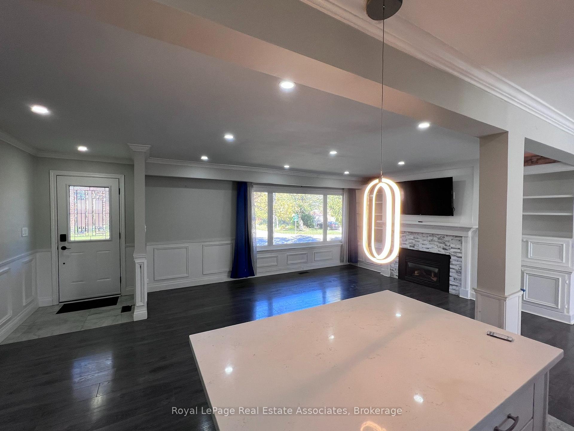 Photo 33 of Unit Upper, 222 Columbia Drive, Hamilton, Buchanan — HOMEH