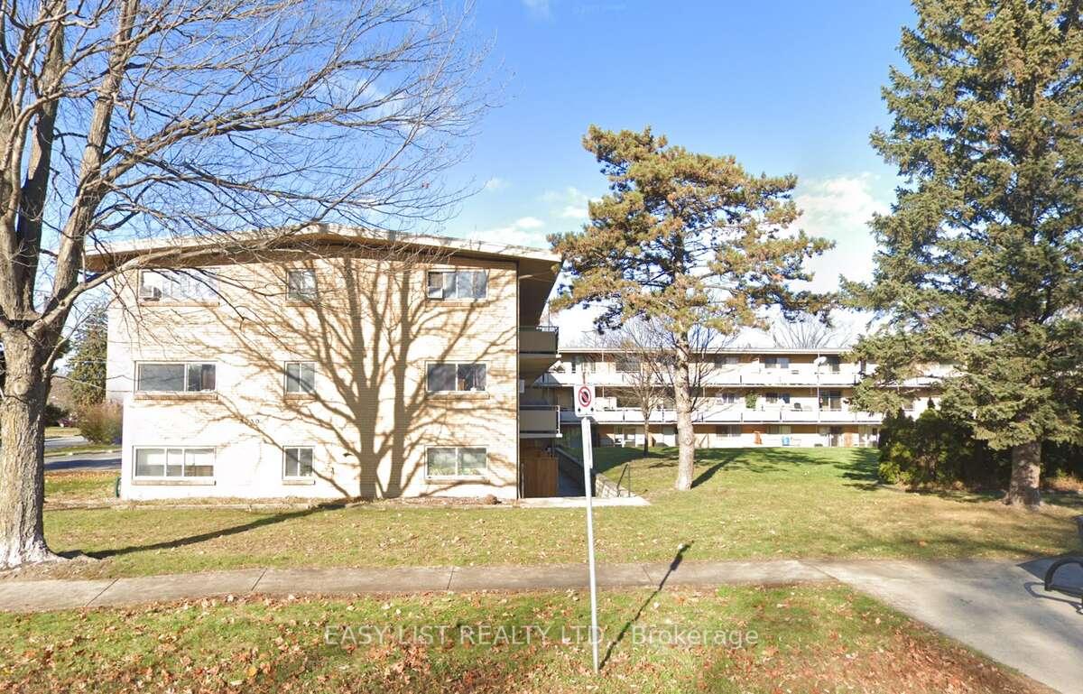 Photo of Unit 27, 8650 Wyandotte Street E