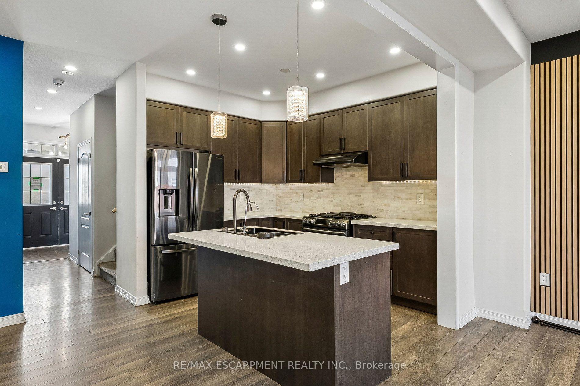 Photo 7 of 16 Alexandra Drive, Thorold, Hurricane/Merrittville — HOMEH