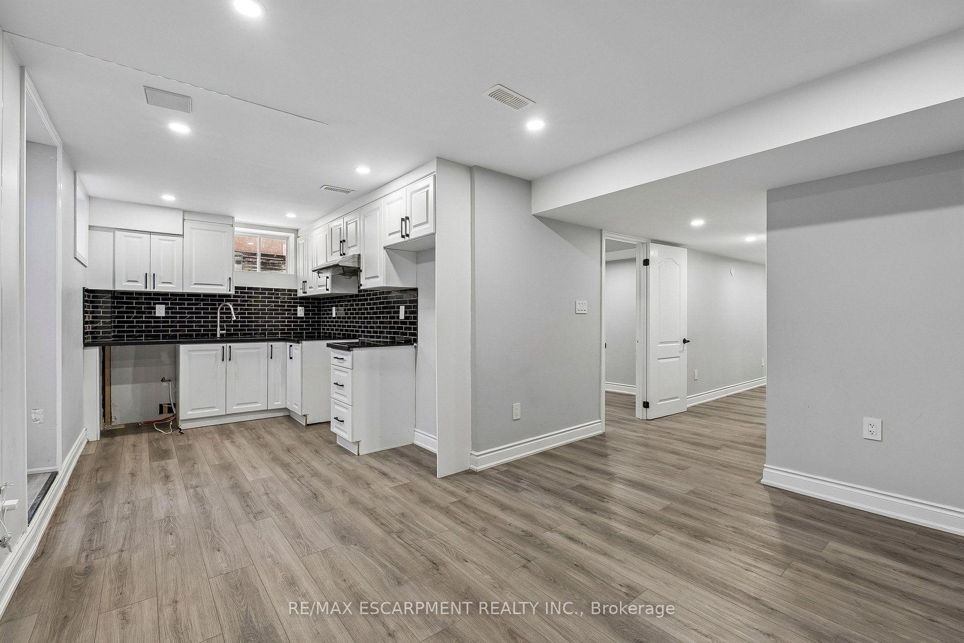 Photo 33 of 16 Alexandra Drive, Thorold, Hurricane/Merrittville — HOMEH