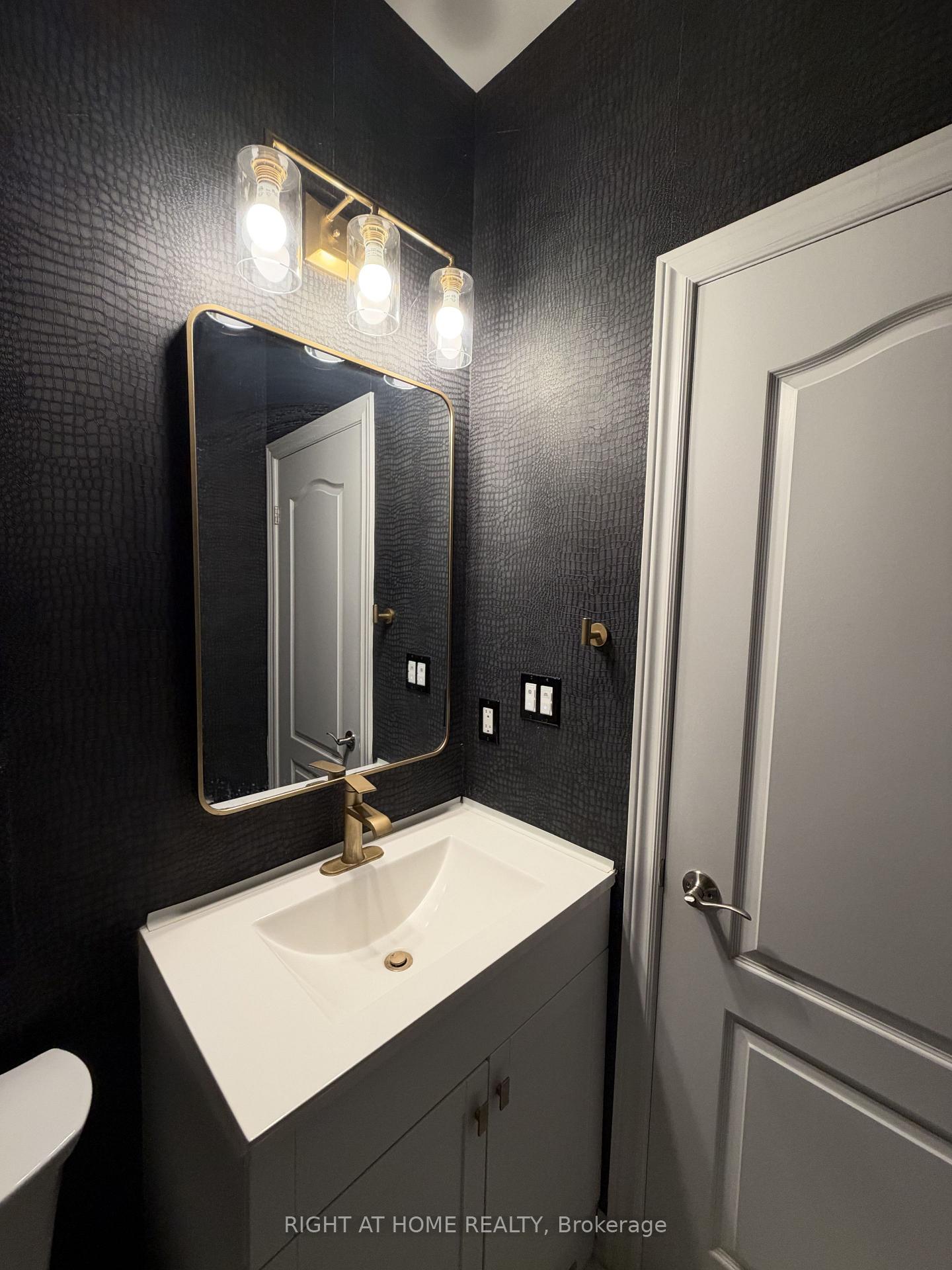 Photo 23 of 3 Marc Santi Boulevard, Vaughan, Patterson — HOMEH