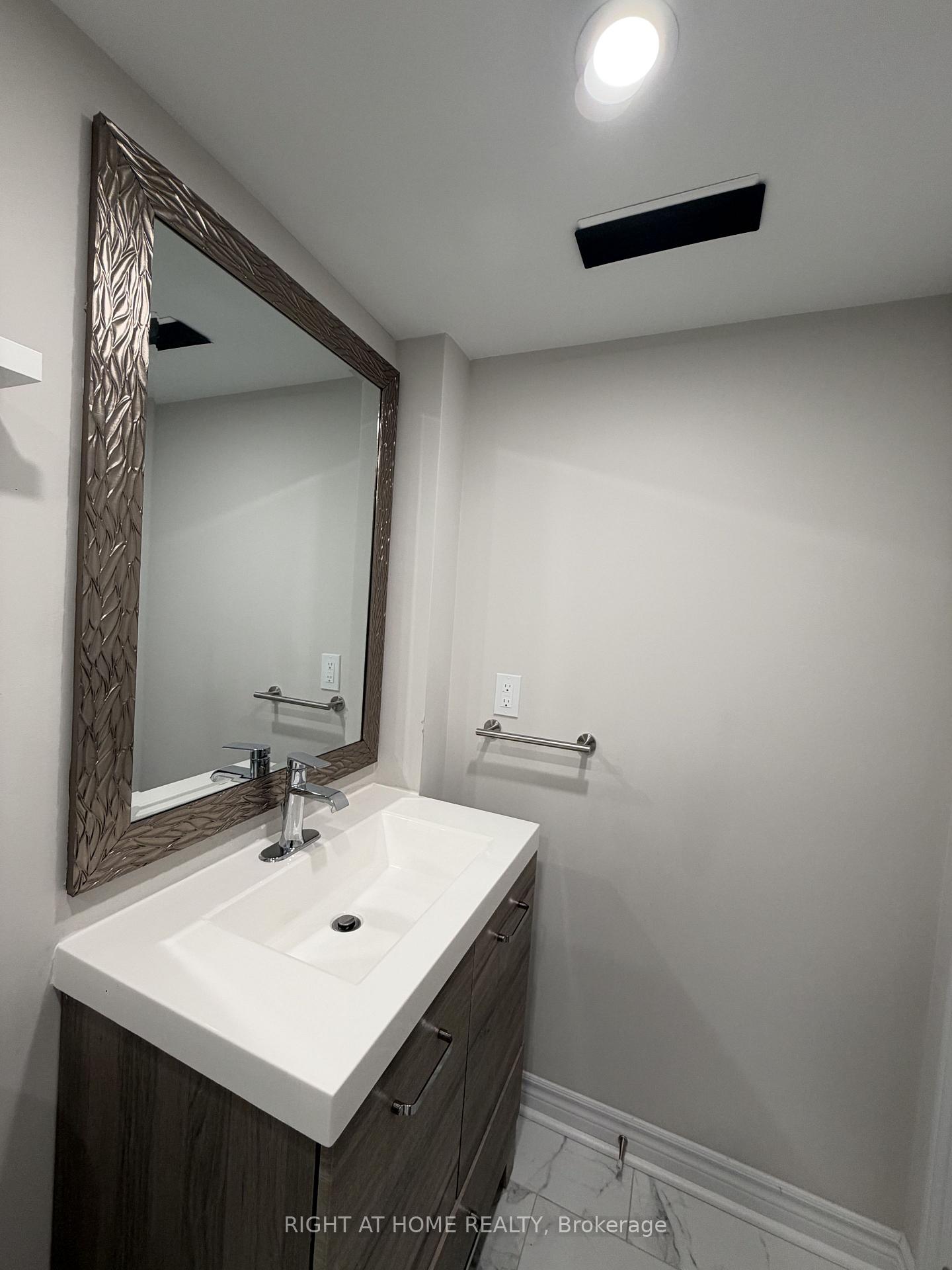 Photo 26 of 3 Marc Santi Boulevard, Vaughan, Patterson — HOMEH